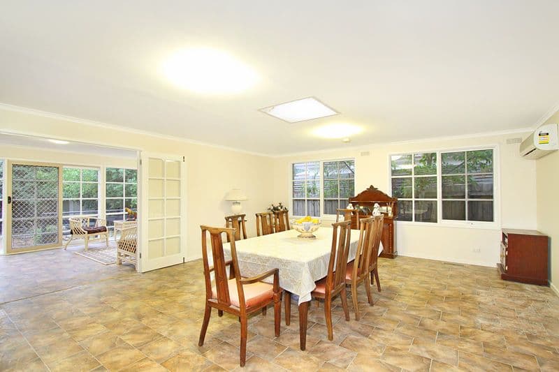 29 Castlewood Street, BENTLEIGH EAST VIC 3165, Bentleigh East - Thumbnail 4