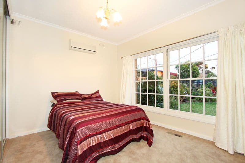 29 Castlewood Street, BENTLEIGH EAST VIC 3165, Bentleigh East - Thumbnail 8