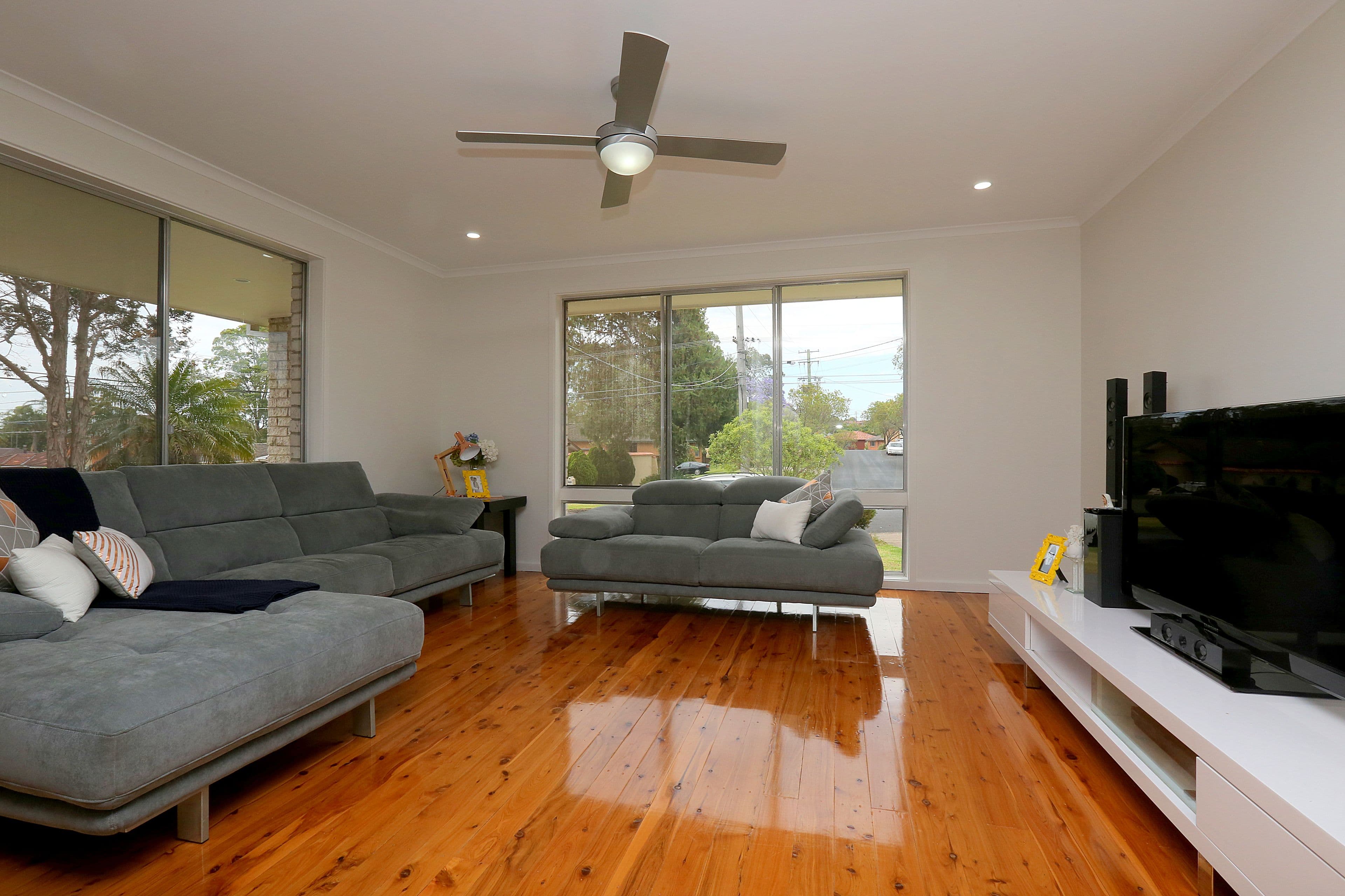 53 Oak Drive, Georges Hall - Image 1