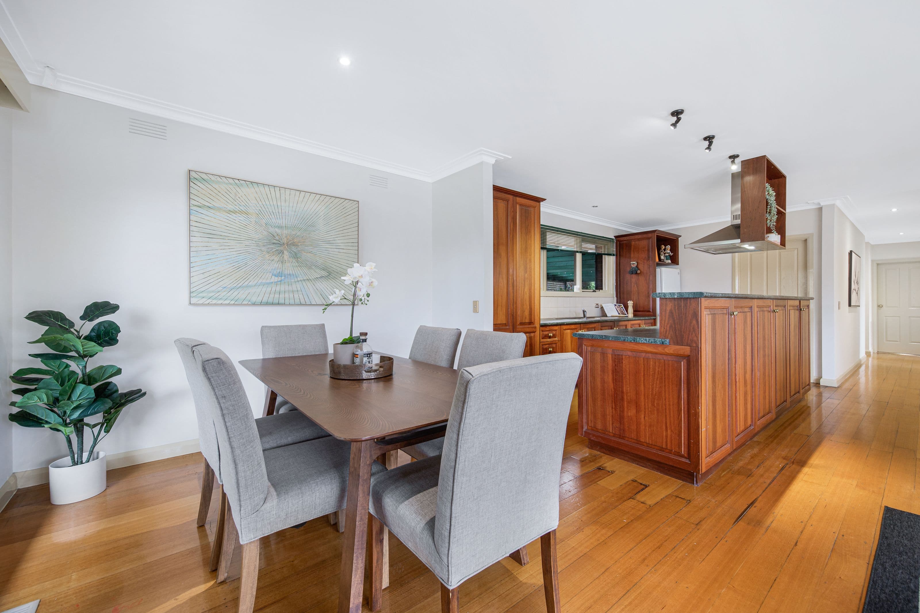 8 Sherman Street, Forest Hill VIC 3131, Forest Hill - Thumbnail 4