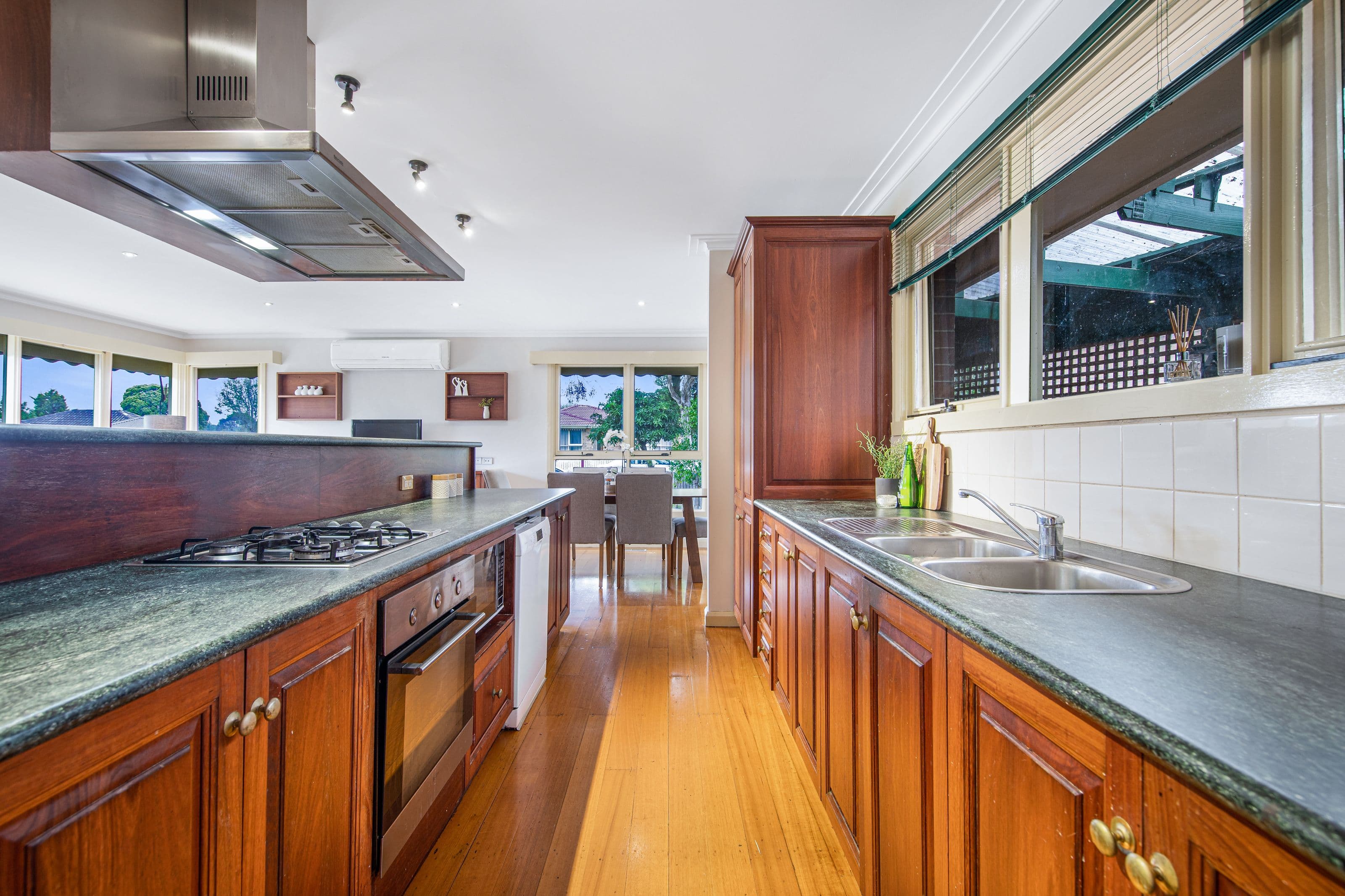 8 Sherman Street, Forest Hill VIC 3131, Forest Hill - Thumbnail 5
