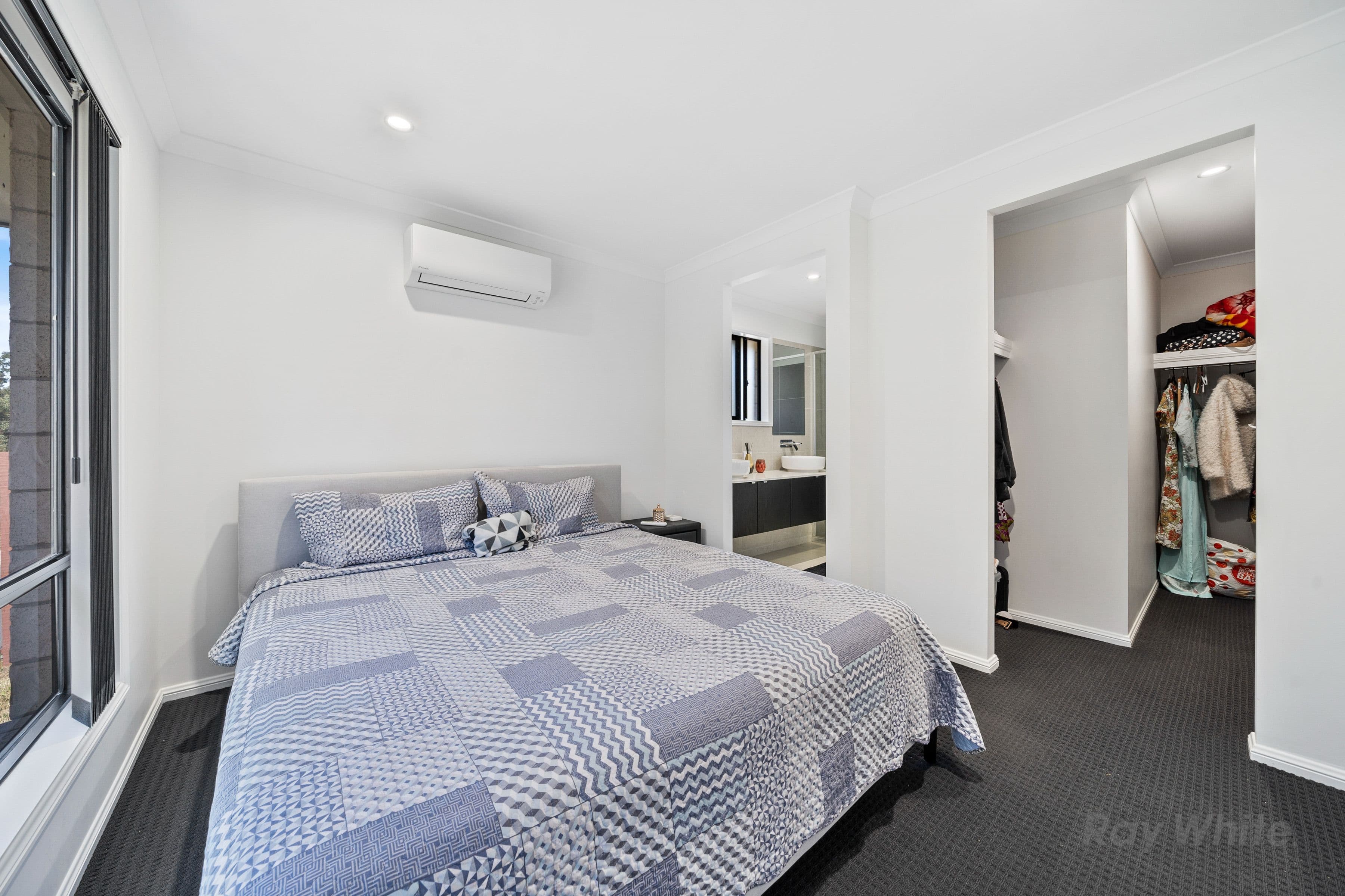 12 Silkwood Circuit, Park Ridge QLD 4125, Park Ridge - Thumbnail 3