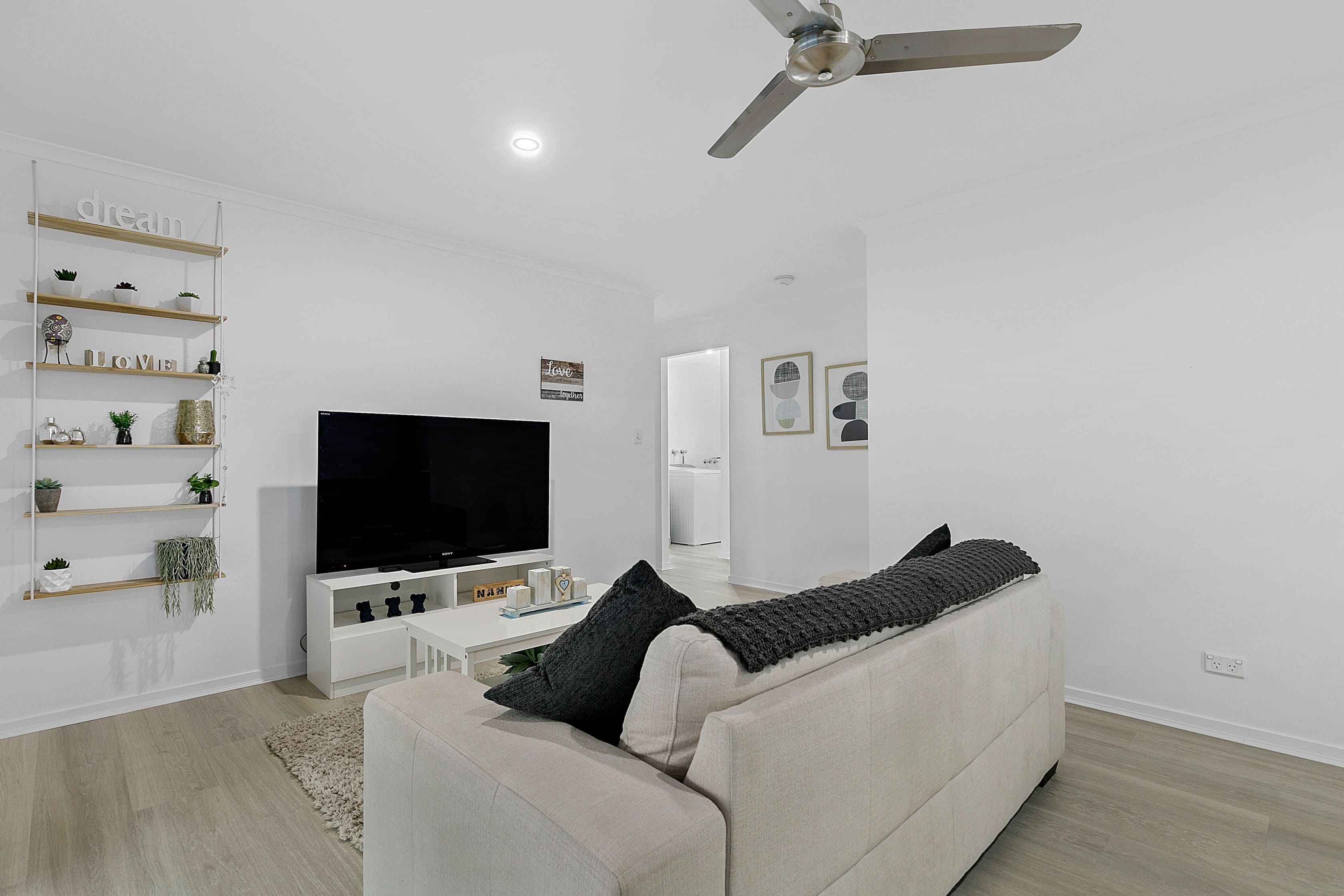 5 High street, Laverton - Thumbnail 8