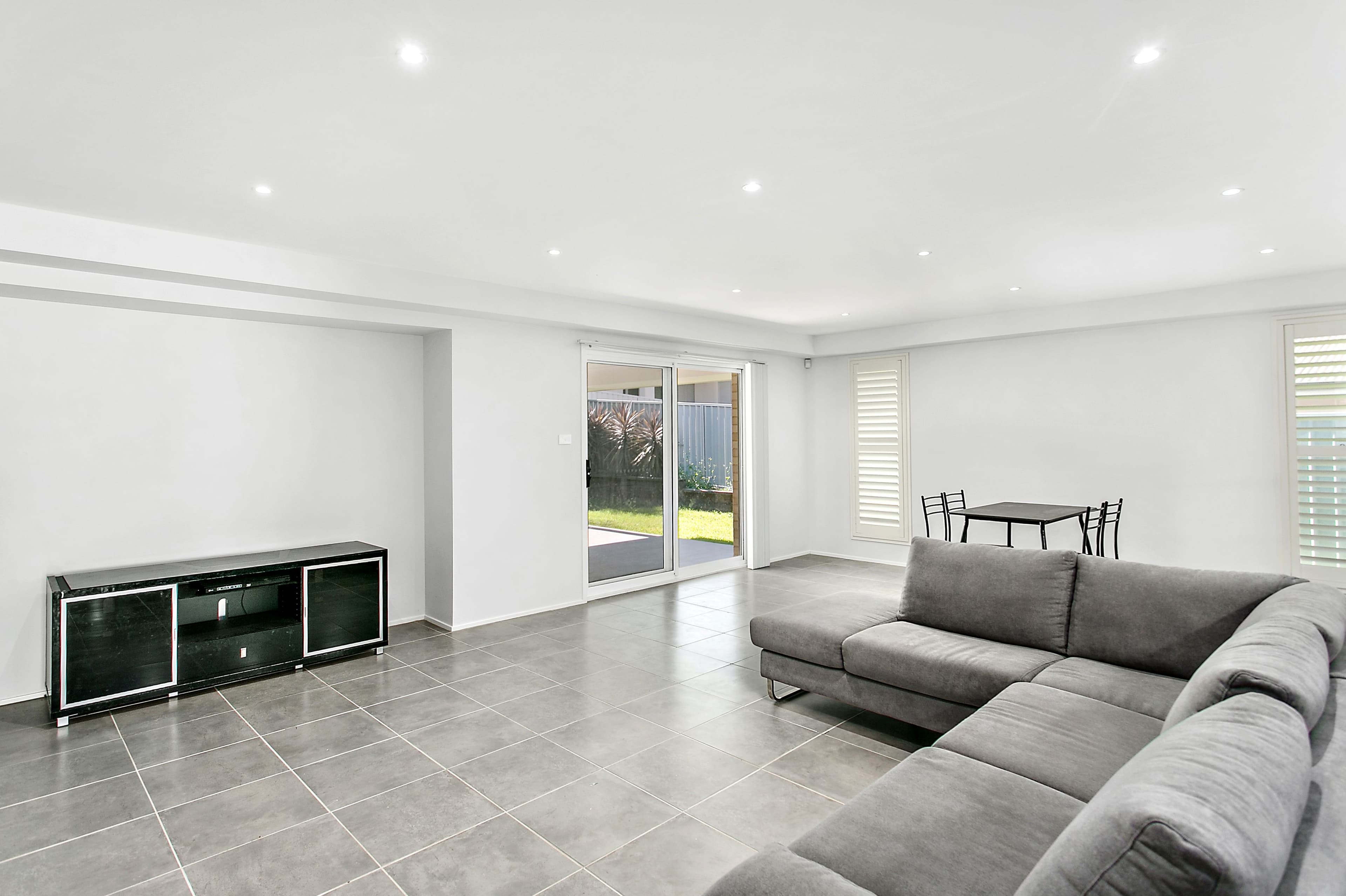 3 Lakelands Close, Shell Cove - Thumbnail 3