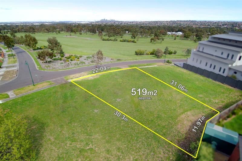 4 Parkview Crescent, BUNDOORA VIC 3083, Bundoora - Image 1