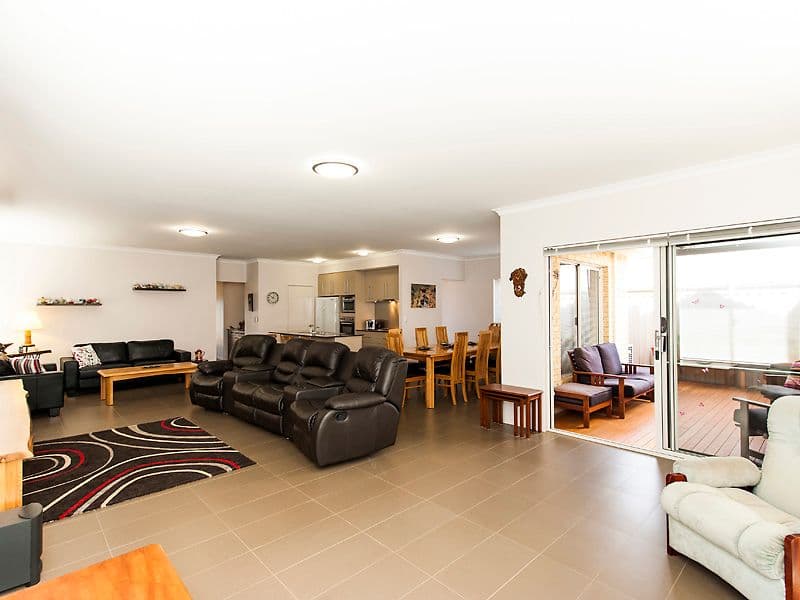 23 Furnivall Parade, BALDIVIS WA 6171, Baldivis - Thumbnail 4
