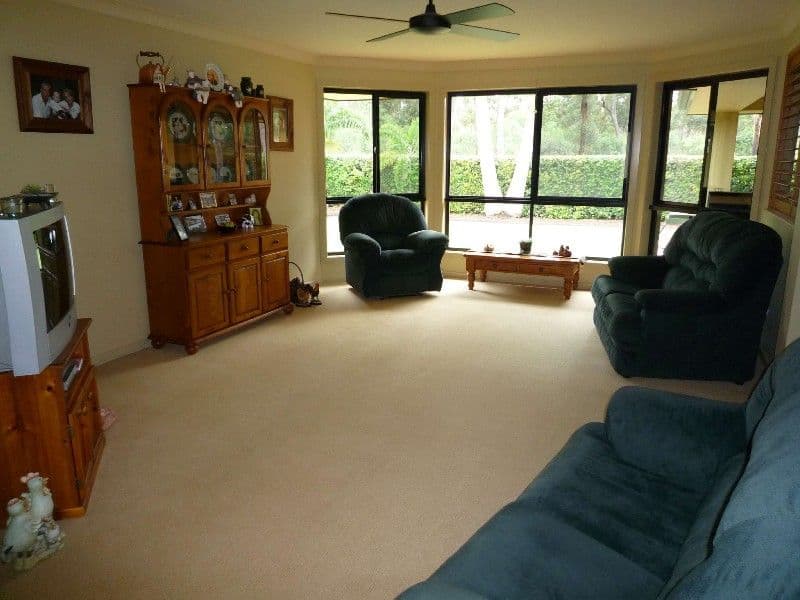 27 Petworth Court, ARUNDEL QLD 4214, Arundel - Thumbnail 3
