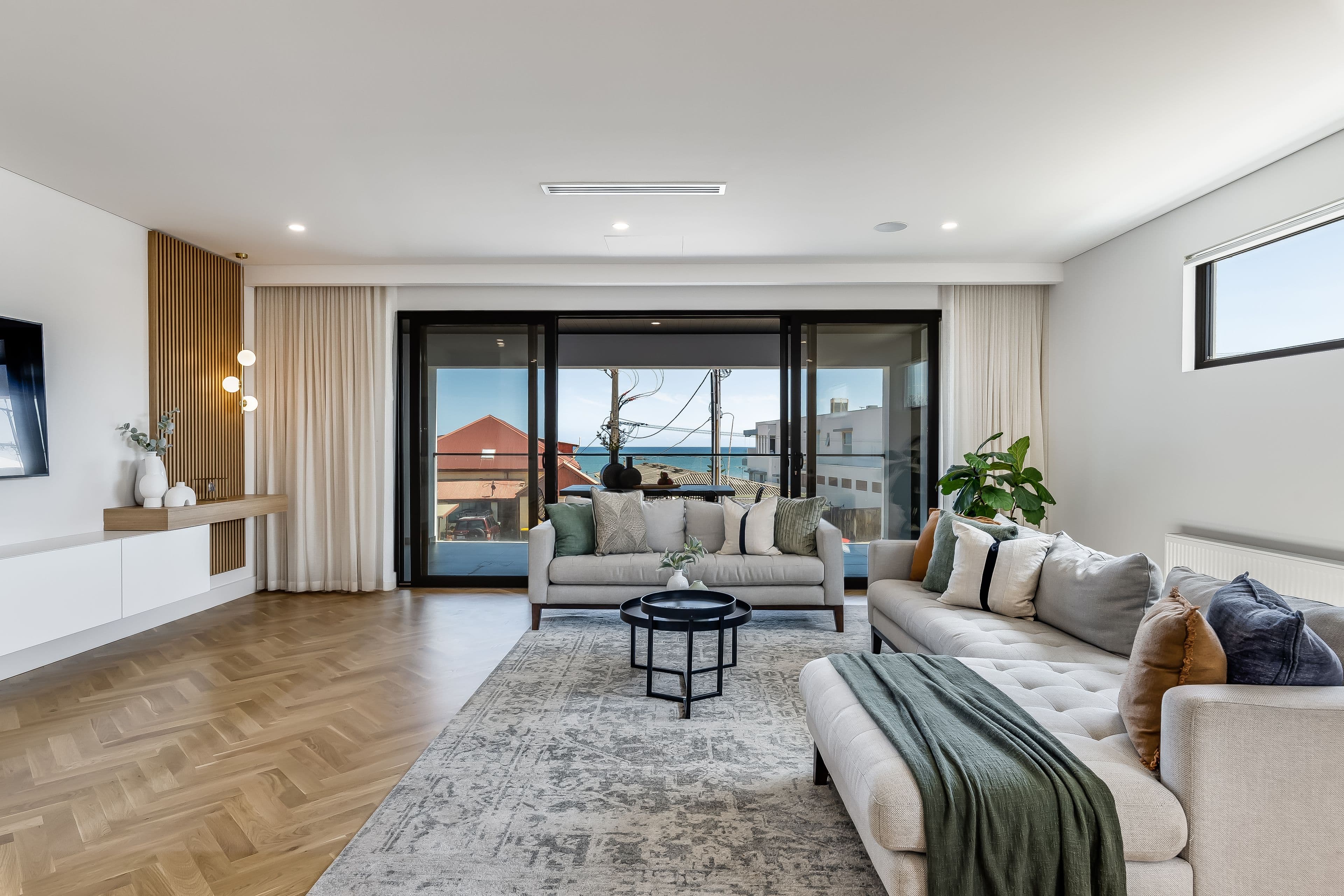 382A Seaview Road, Henley Beach SA 5022, Henley Beach - Thumbnail 2