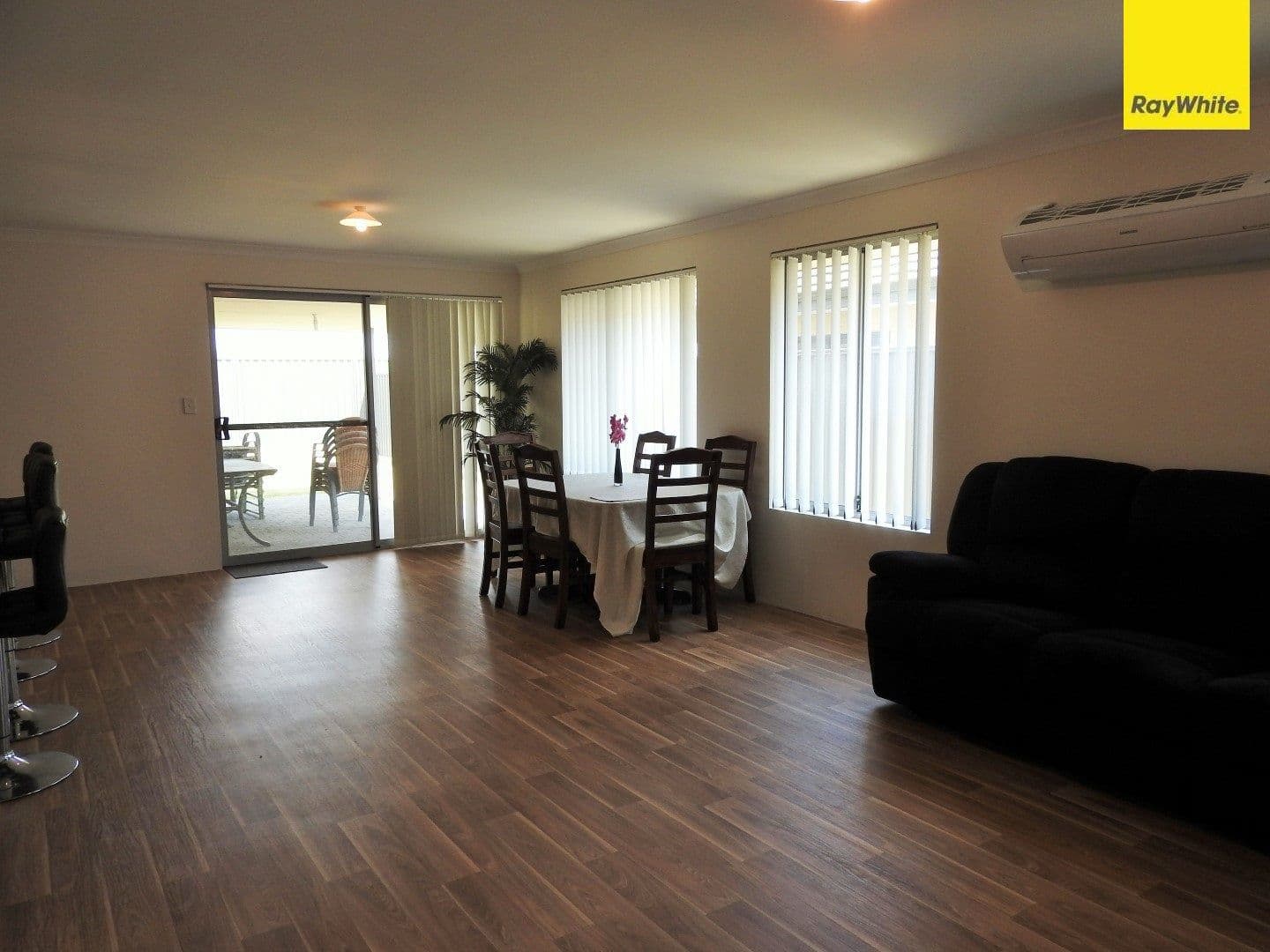 6 Edinburgh Road, Seville Grove WA 6112, Seville Grove - Thumbnail 4
