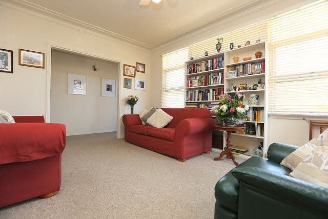 7 Gerard Avenue, CONDELL PARK NSW 2200, Condell Park - Thumbnail 2