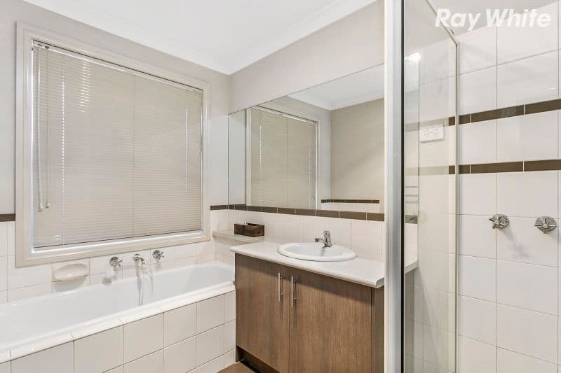 20 Chestnut Chase, Pakenham VIC 3810, Pakenham - Thumbnail 8