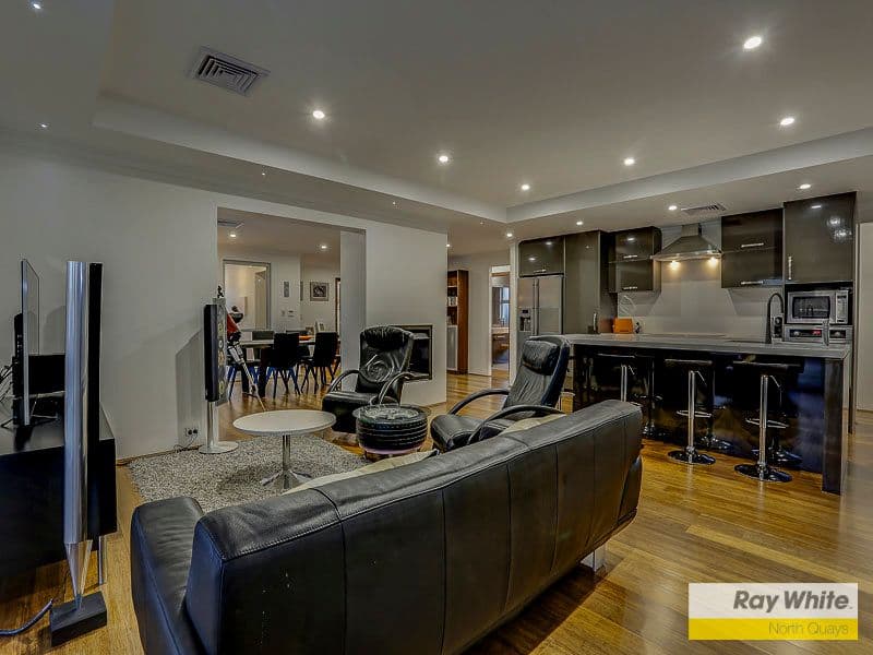 11 Garnkirk Road, Greenwood WA 6024, Greenwood - Thumbnail 5