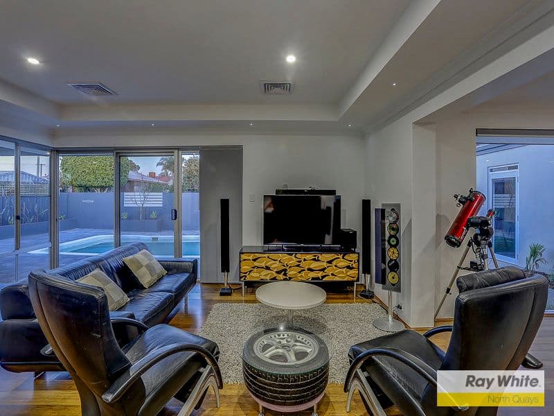 11 Garnkirk Road, Greenwood WA 6024, Greenwood - Thumbnail 6
