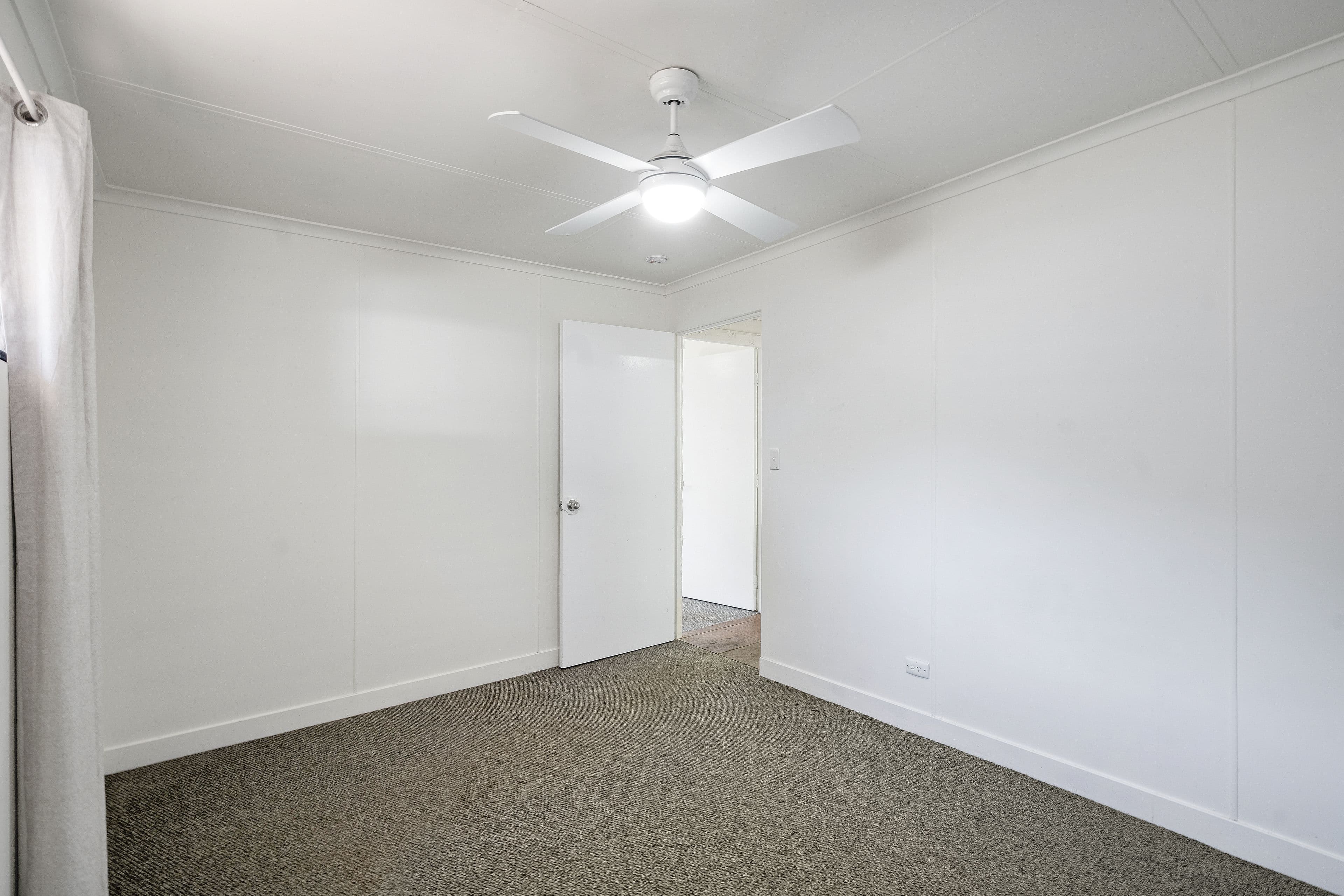 12 Progress Avenue, Beachmere QLD 4510, Beachmere - Thumbnail 8
