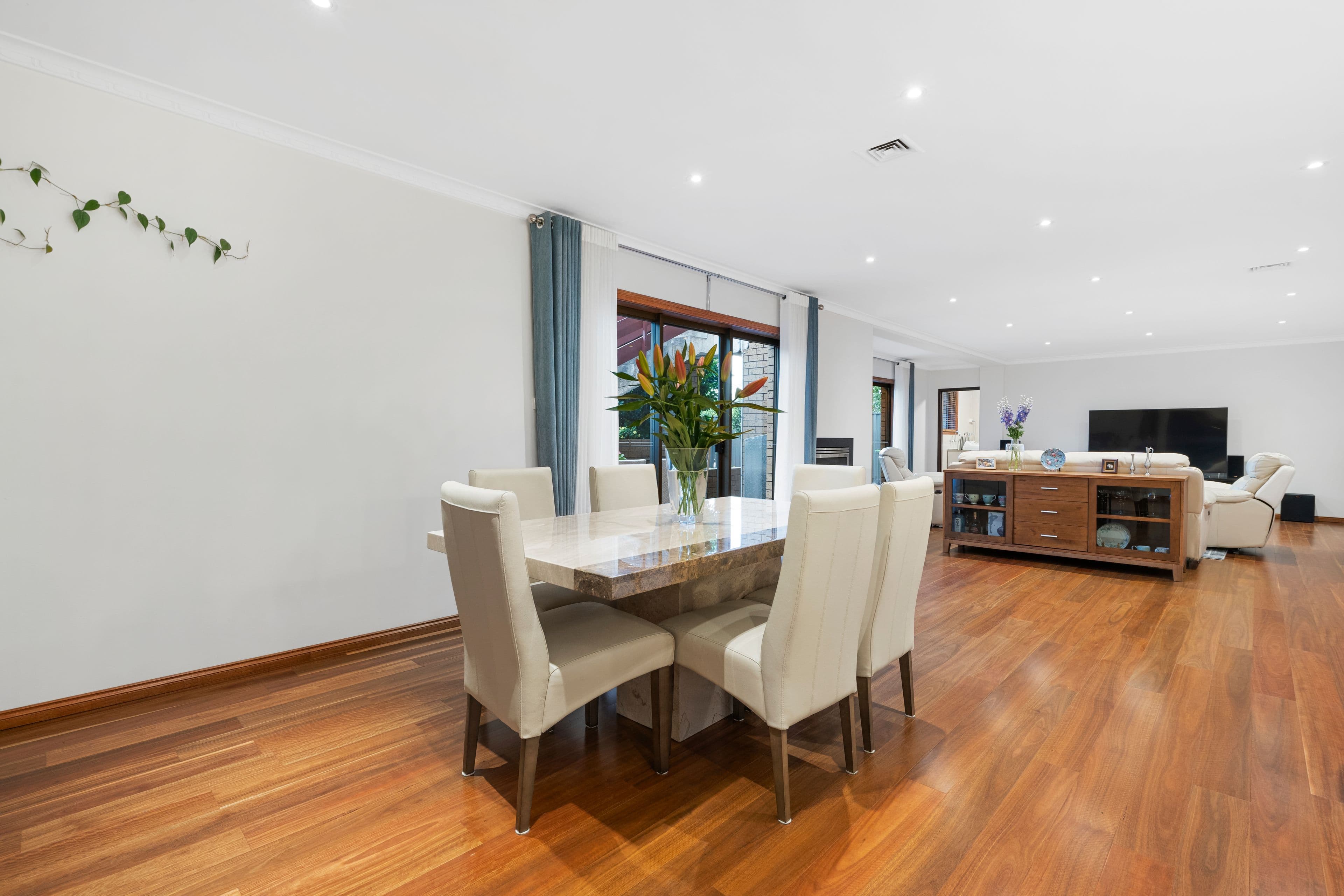 42 Manoel Avenue, Reservoir VIC 3073, Reservoir - Thumbnail 6