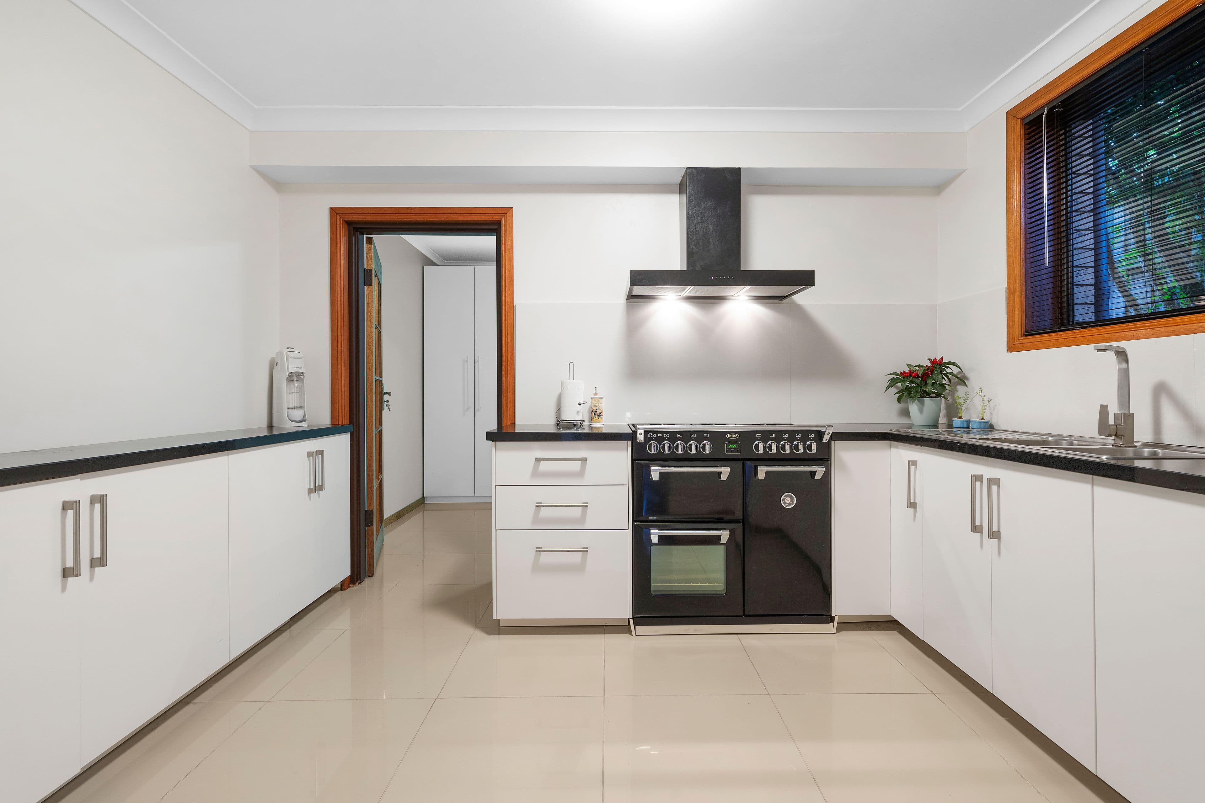 42 Manoel Avenue, Reservoir VIC 3073, Reservoir - Thumbnail 8