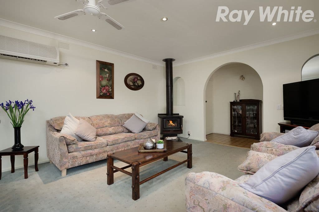 4 Busst Drive, Watsonia North VIC 3087, Watsonia North - Thumbnail 4