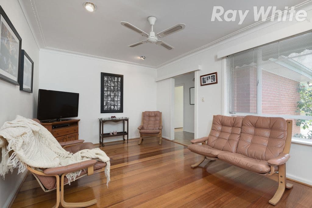 4 Busst Drive, Watsonia North VIC 3087, Watsonia North - Thumbnail 7