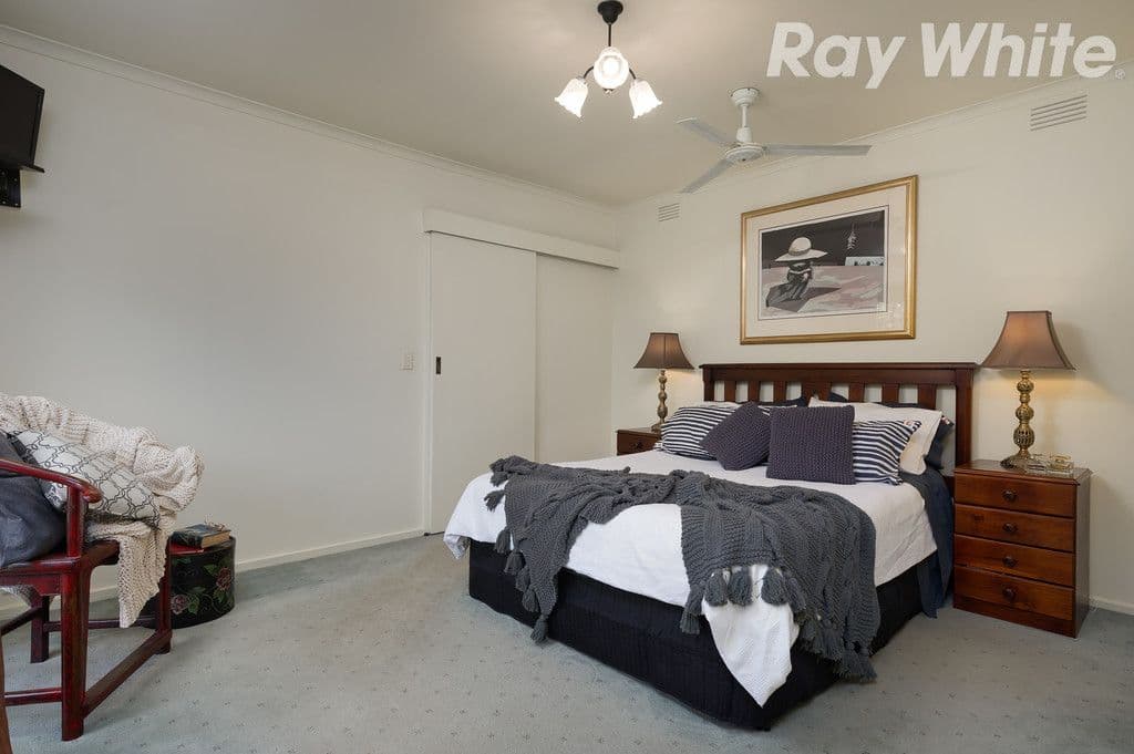4 Busst Drive, Watsonia North VIC 3087, Watsonia North - Thumbnail 8