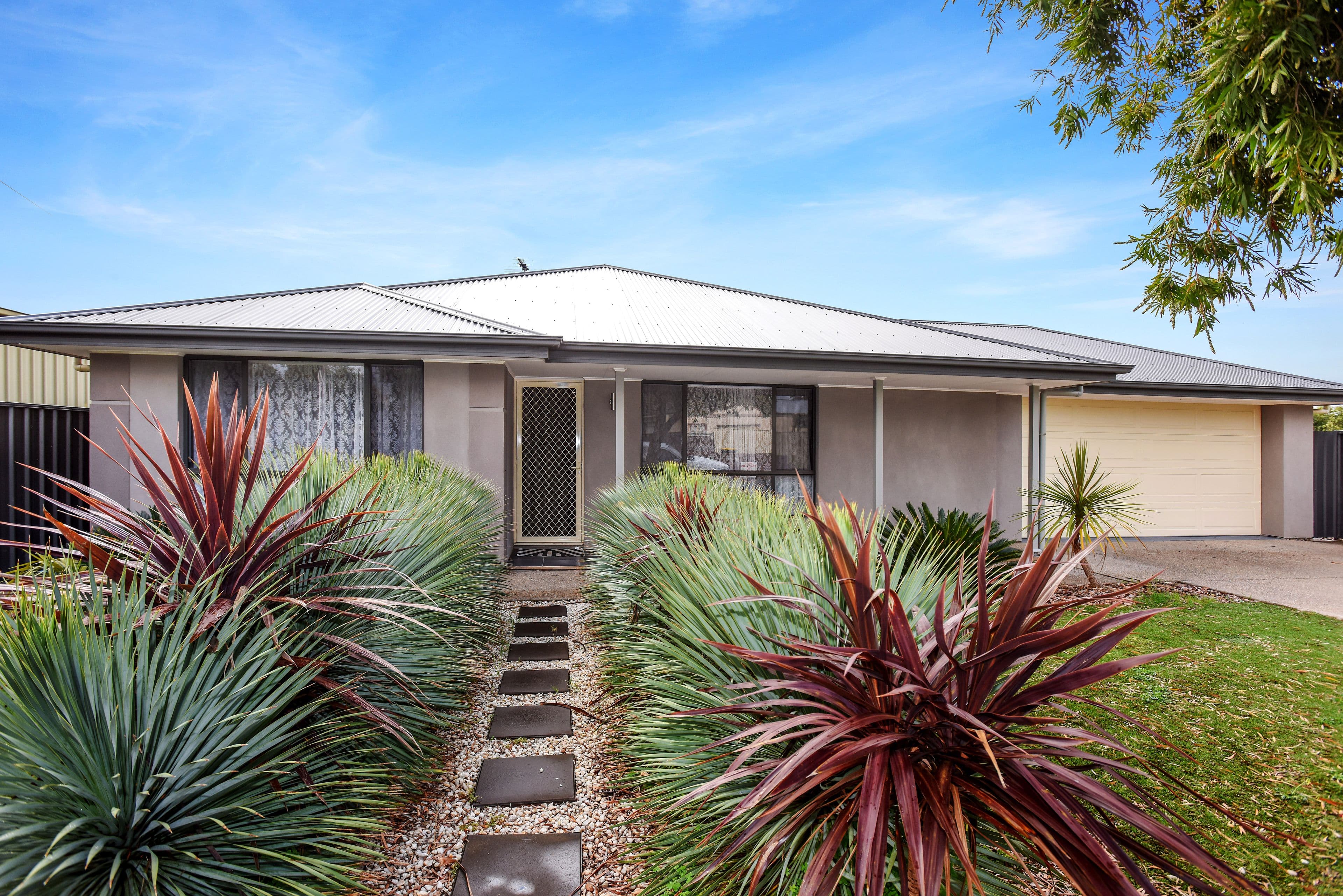 1 Spenfeld Court, Valley View SA 5093, Valley View - Image 1