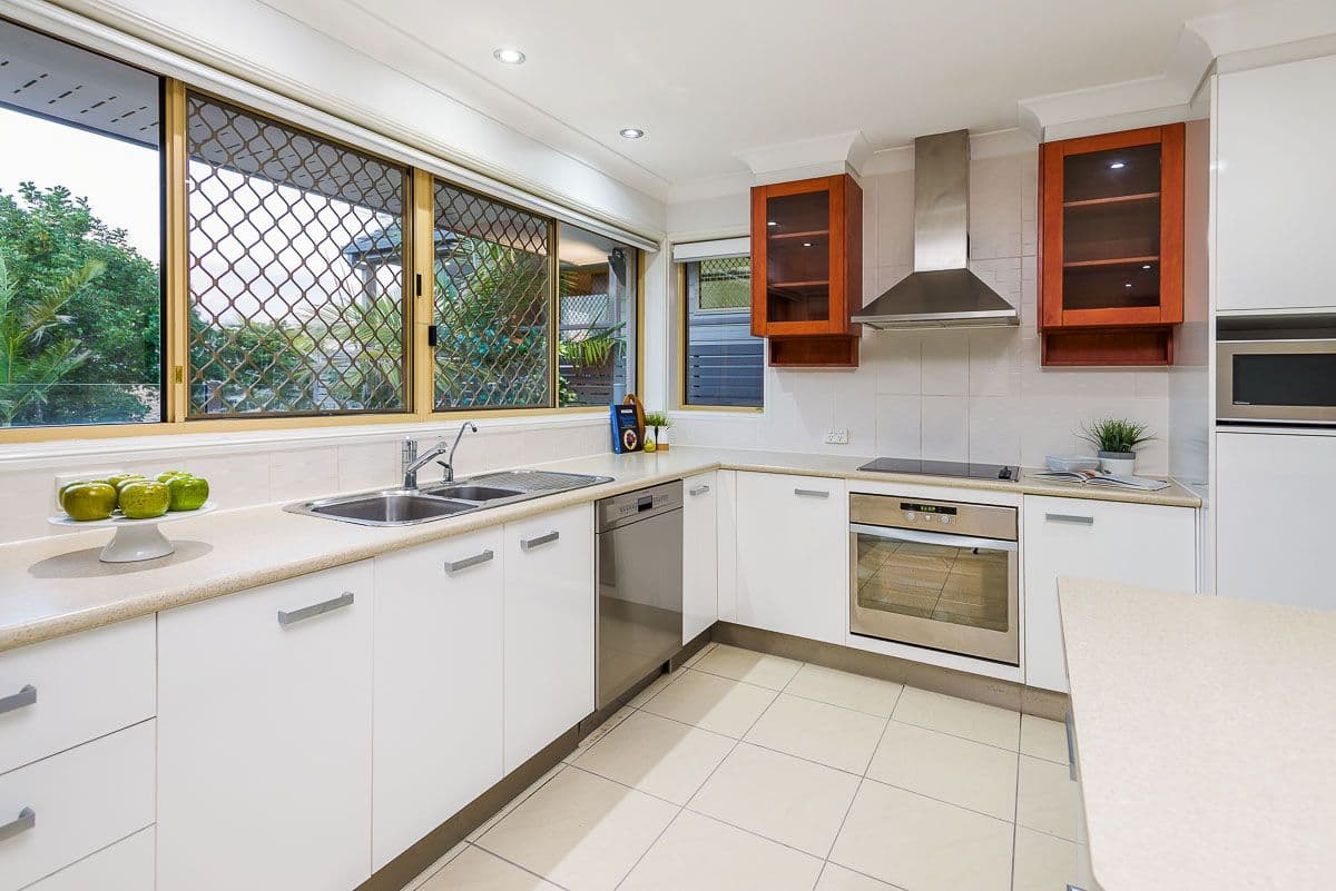 14 Saint Clair Crescent, Wishart QLD 4122, Wishart - Thumbnail 4