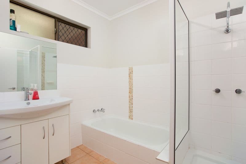 40 Adam Drive, BRINSMEAD QLD 4870, Brinsmead - Thumbnail 8