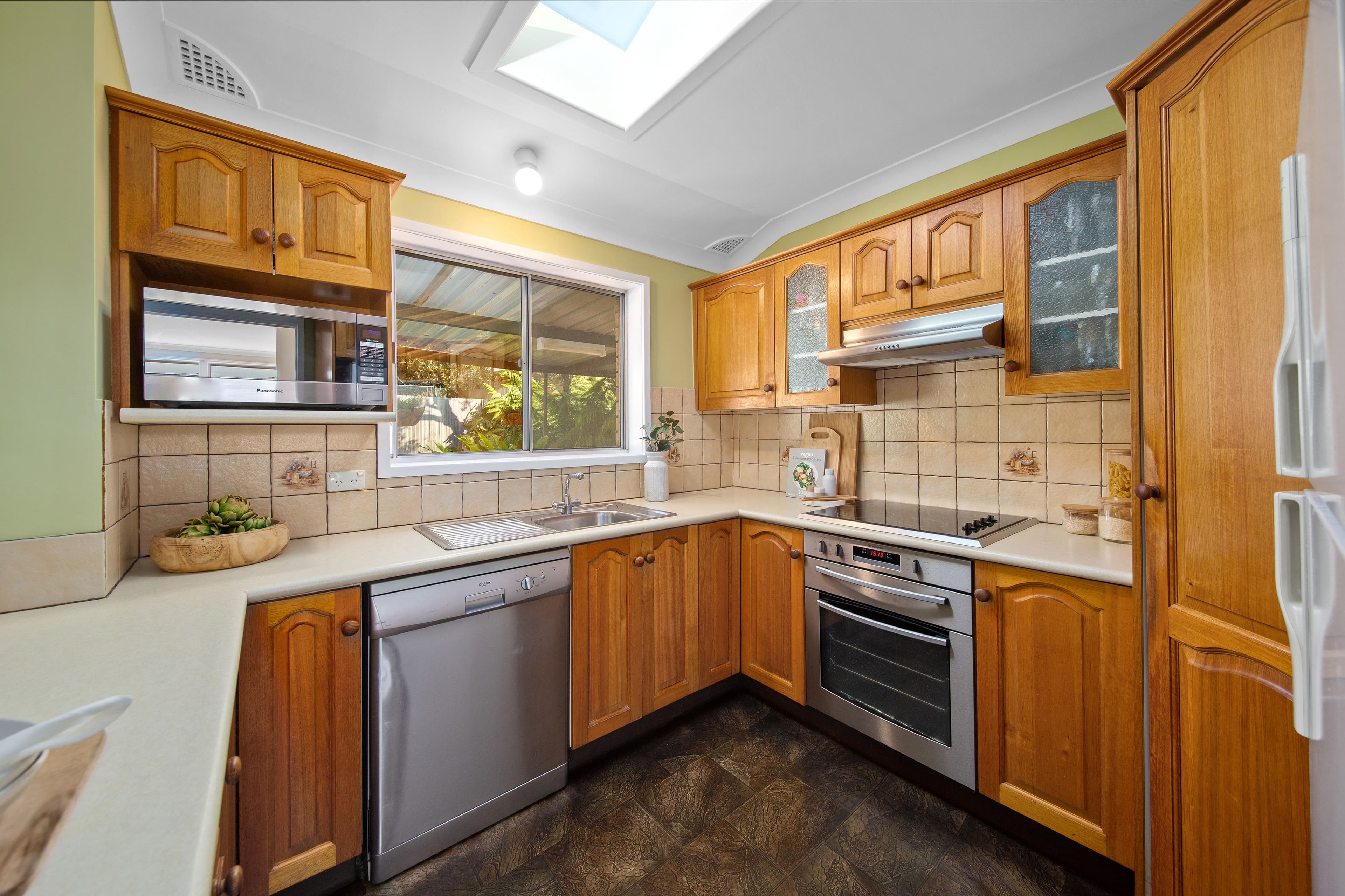 8 Veronica Place, Loftus NSW 2232, Loftus - Thumbnail 5