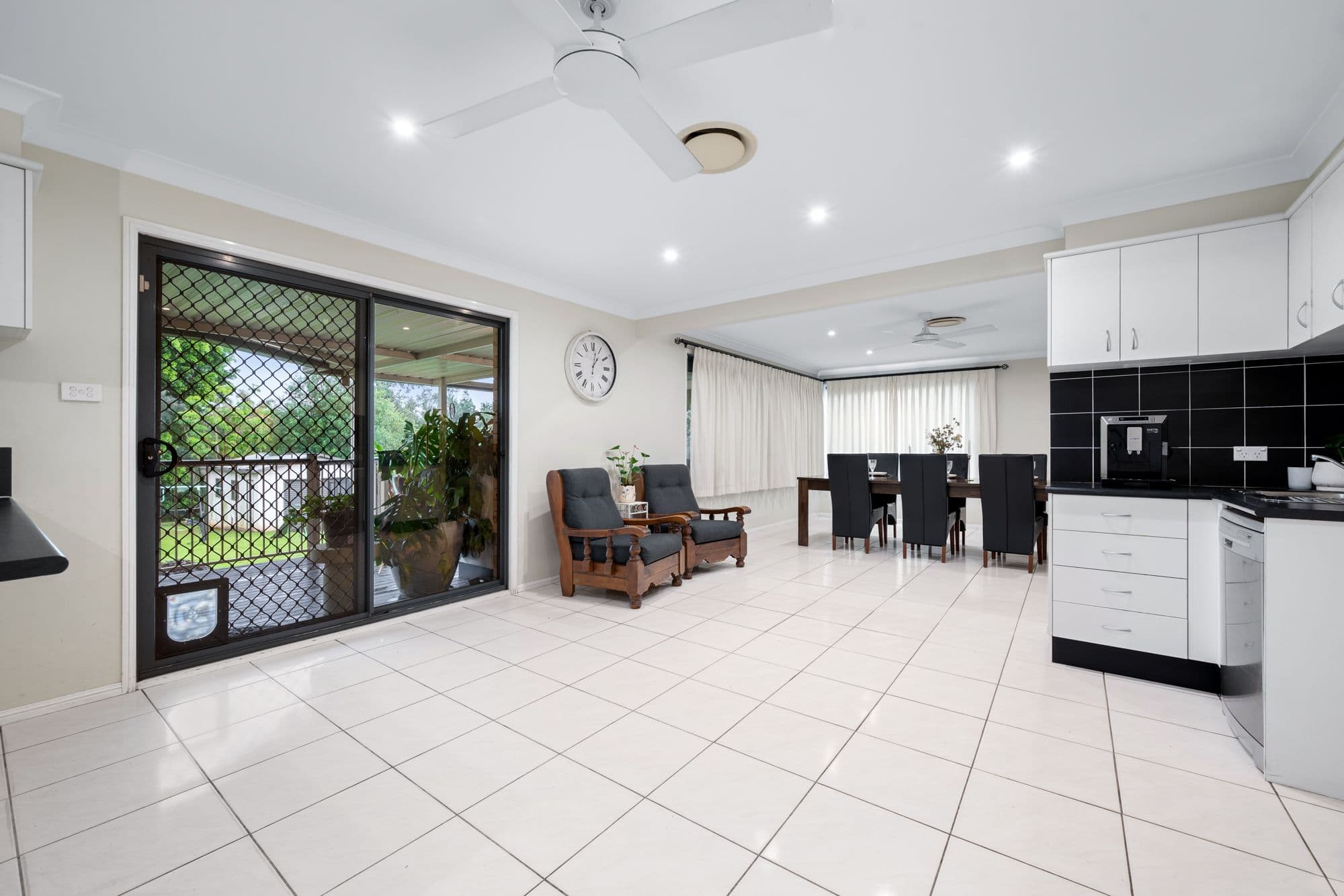 10 Warriewood Street, Woodbine NSW 2560, Woodbine - Thumbnail 4
