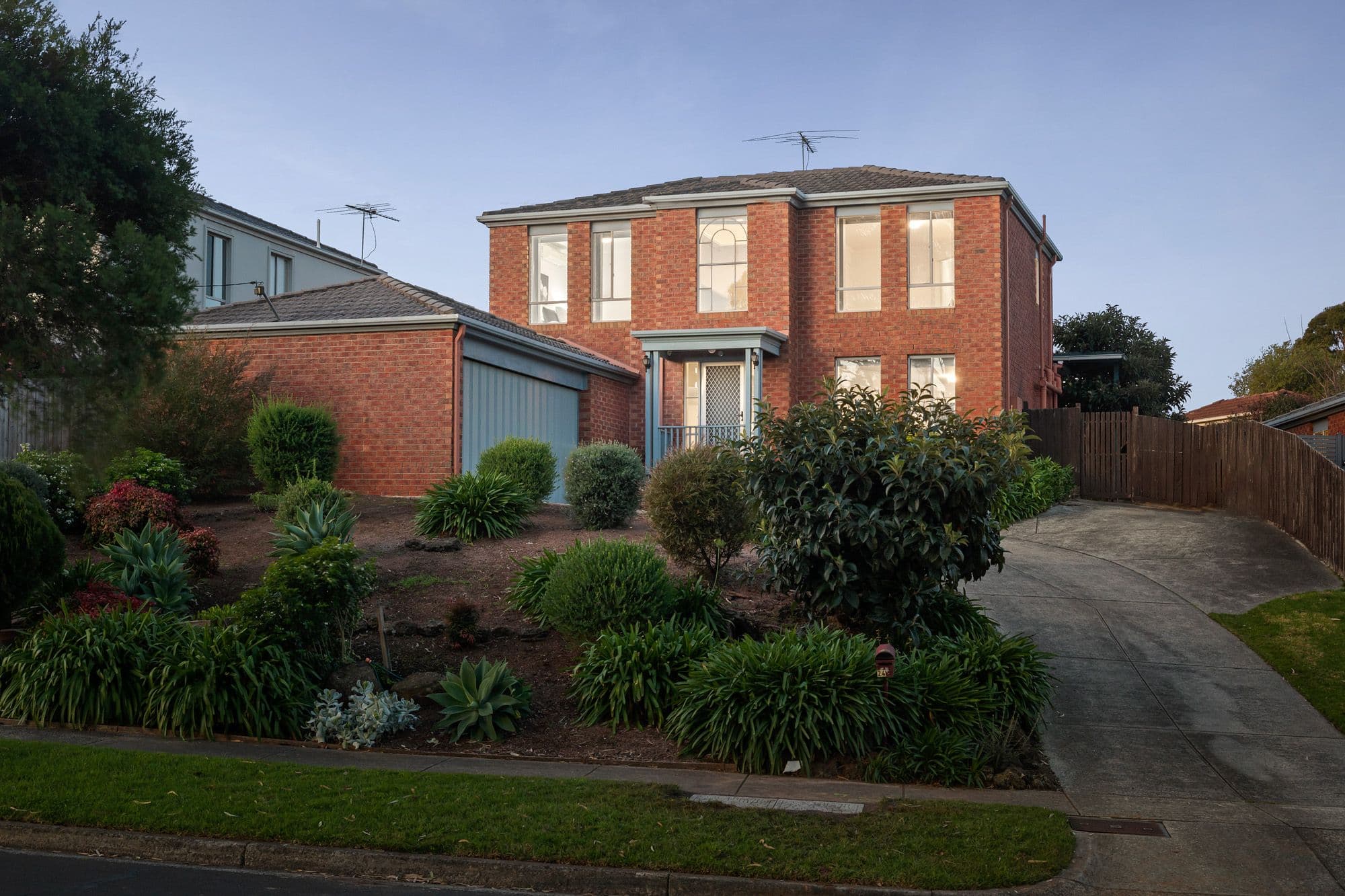 24 Elmwood Crescent, Glen Waverley VIC 3150, Glen Waverley - Image 1