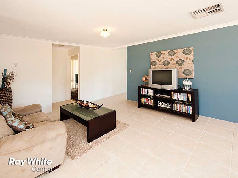22 Tamarisk Drive, HALLS HEAD WA 6210, Halls Head - Thumbnail 4