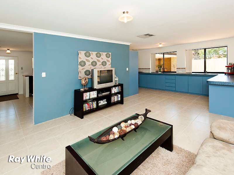 22 Tamarisk Drive, HALLS HEAD WA 6210, Halls Head - Thumbnail 5