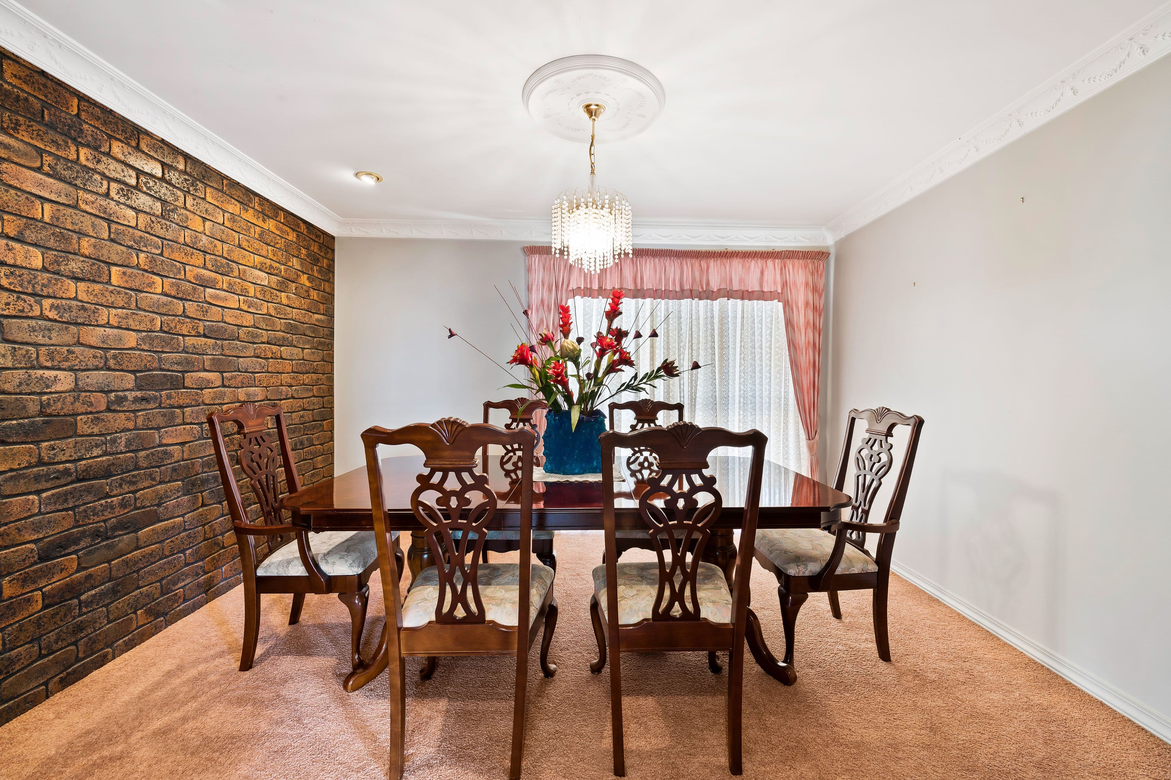 44 Enfield Drive, Bayswater, Bayswater - Thumbnail 7