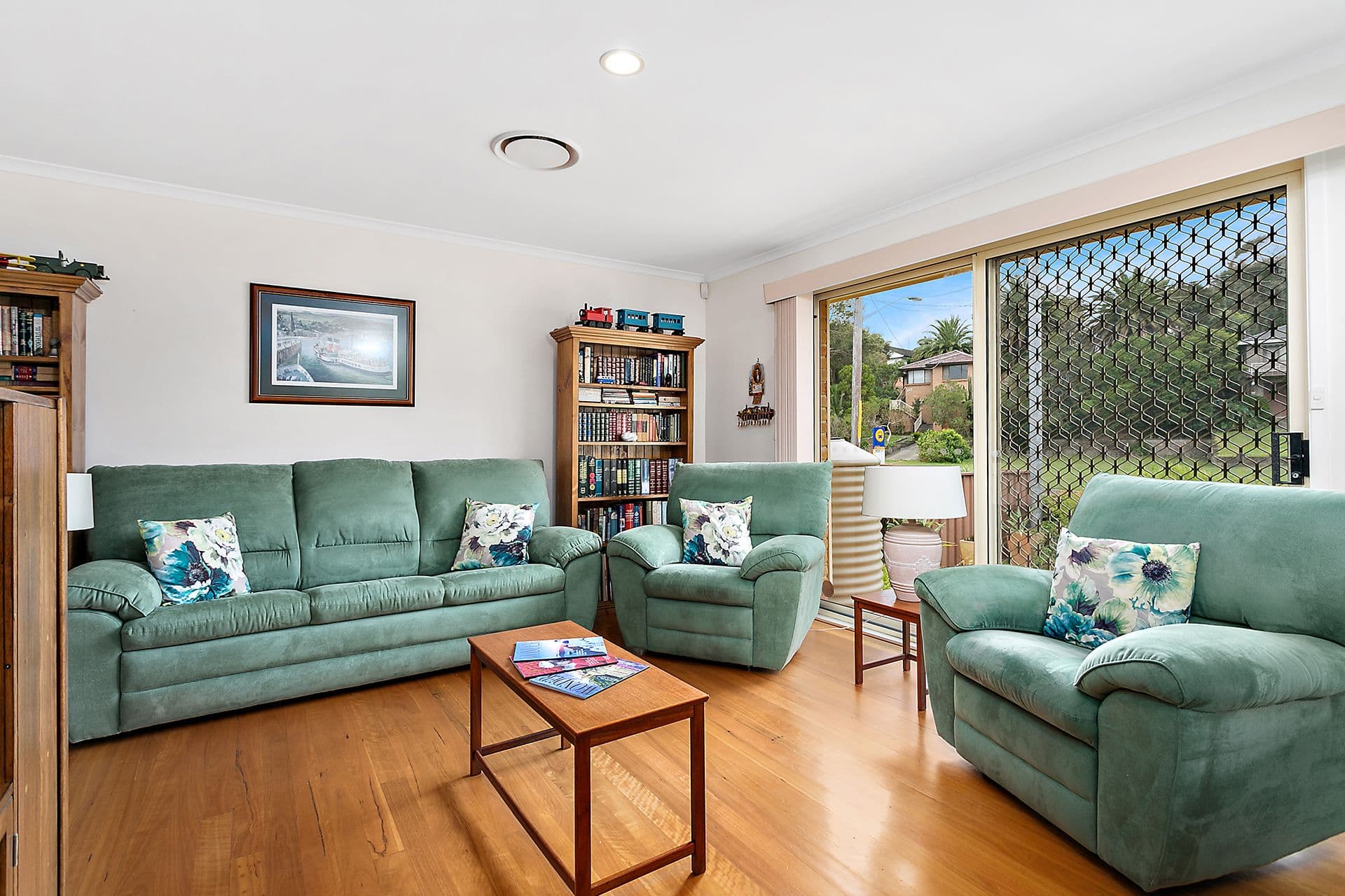 210 Lakeview Parade, Primbee - Thumbnail 6