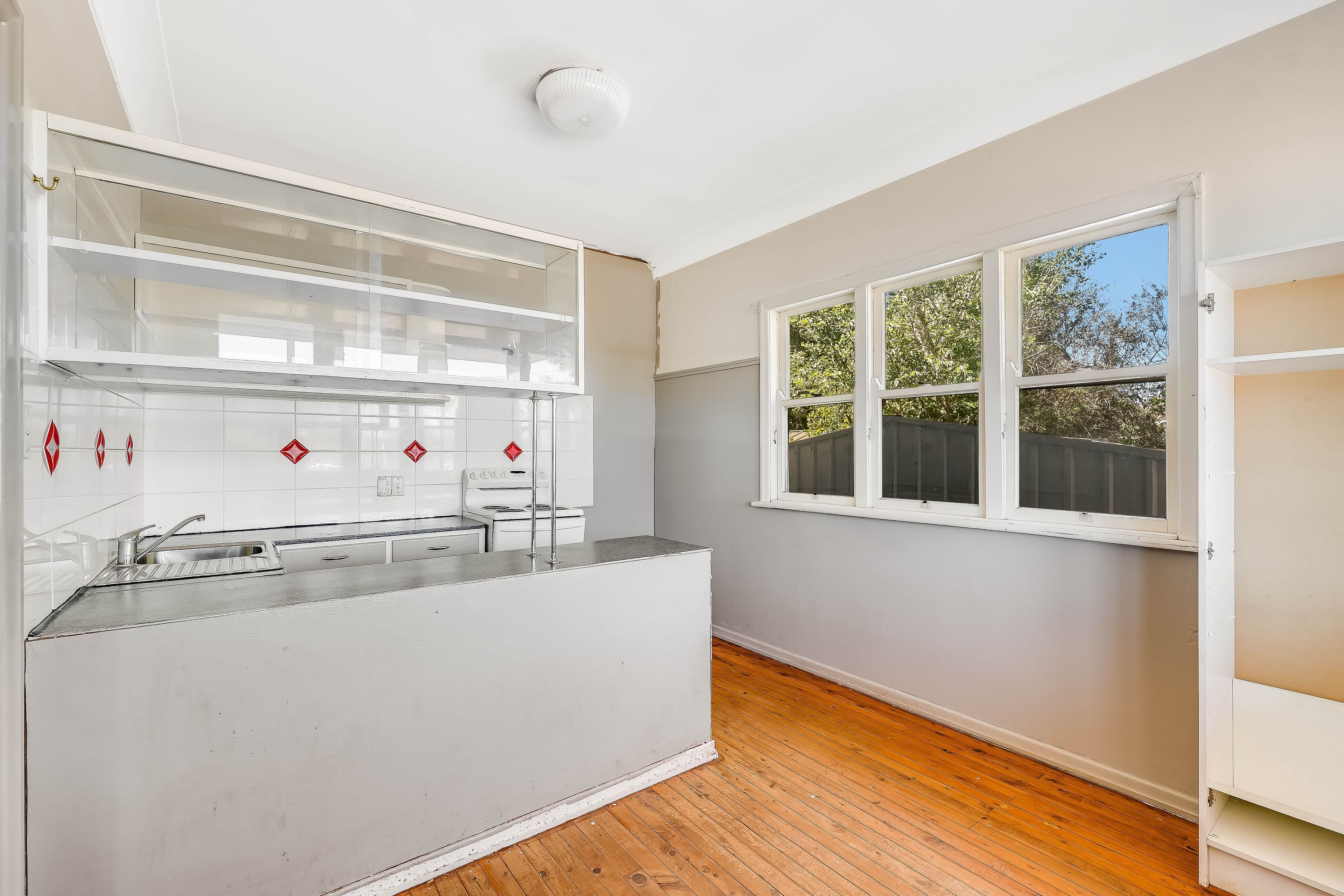 1 Drayton Road, Harristown QLD 4350, Harristown - Thumbnail 5