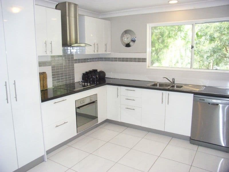 9 Dudley Street, NAMBOUR QLD 4560, Nambour - Thumbnail 4