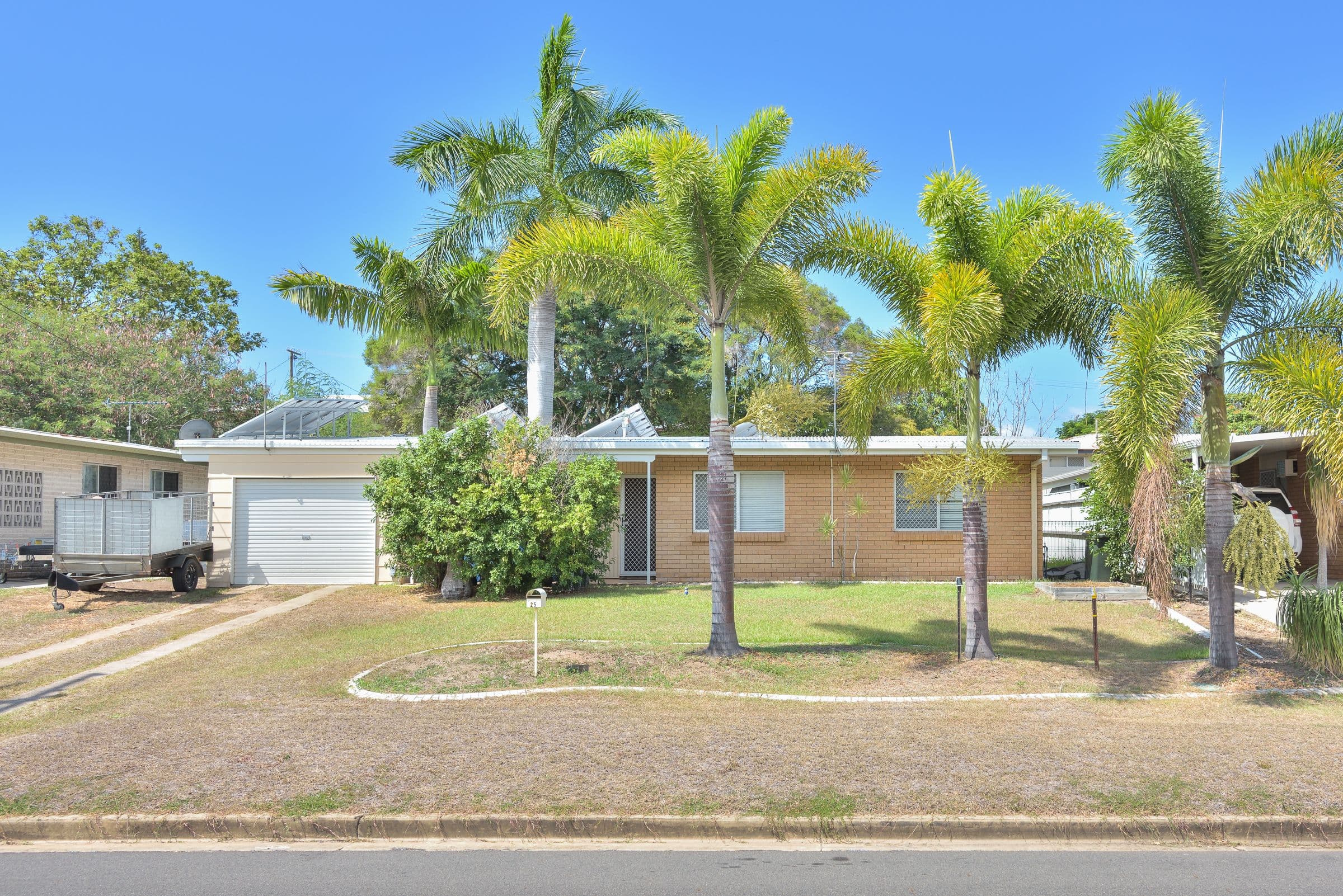 25 Anderson Street, Clinton QLD 4680, Clinton - Image 1
