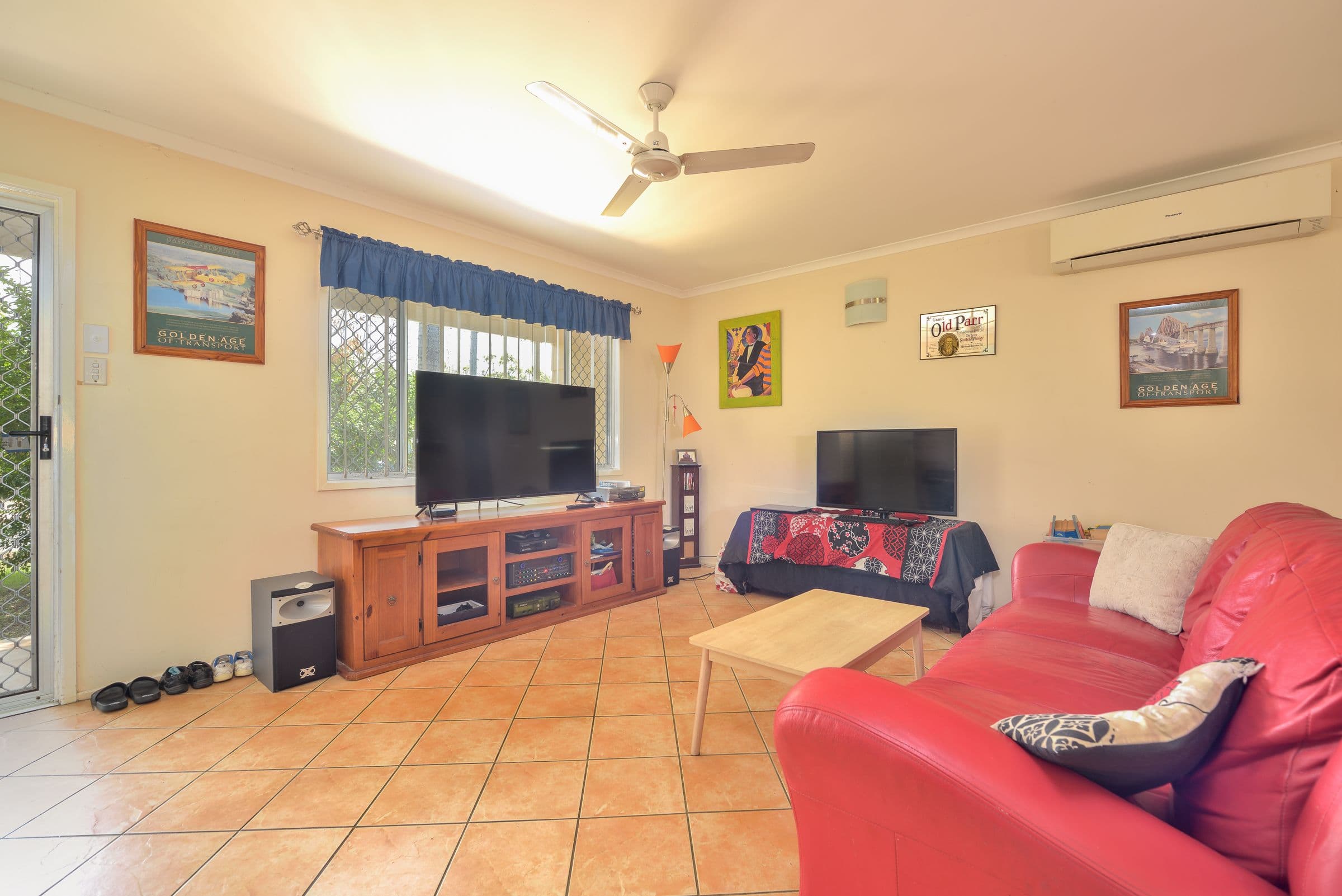25 Anderson Street, Clinton QLD 4680, Clinton - Thumbnail 2
