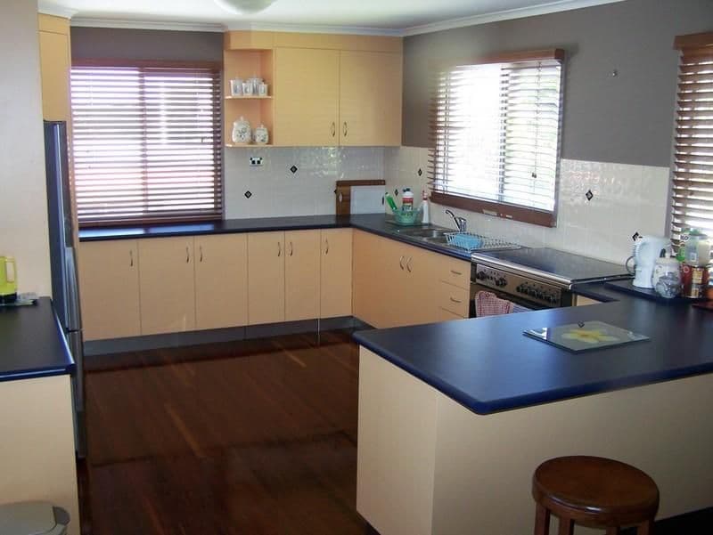 18 School Street, YEPPOON QLD 4703, Yeppoon - Thumbnail 2