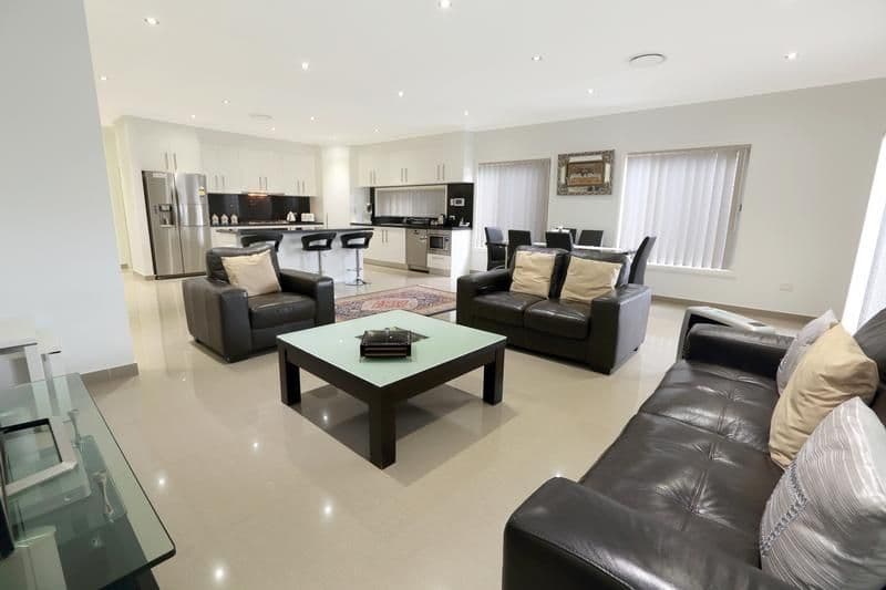 7 Bryant Avenue, MIDDLETON GRANGE NSW 2171, Middleton Grange - Thumbnail 3