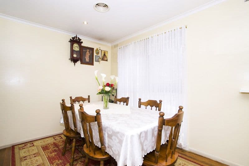 6 Noola Close, NOBLE PARK VIC 3174, Noble Park - Thumbnail 4