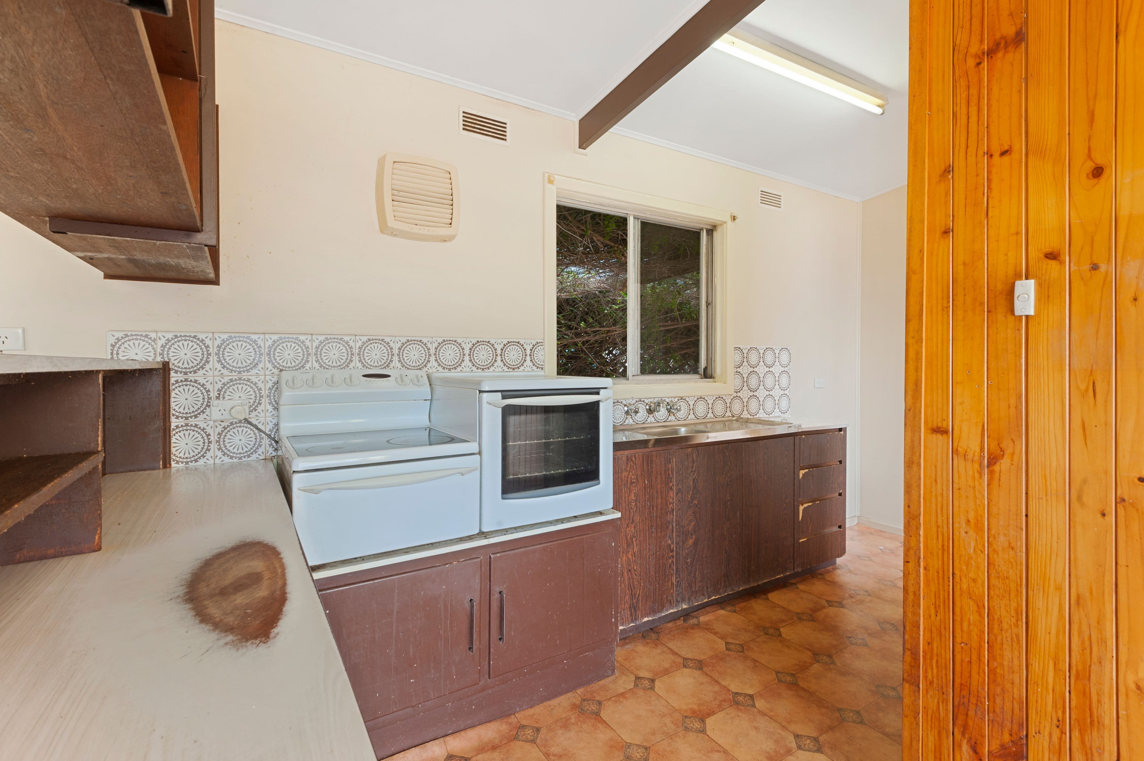 10 Woodforde Drive, North Beach SA 5556, North Beach - Thumbnail 8