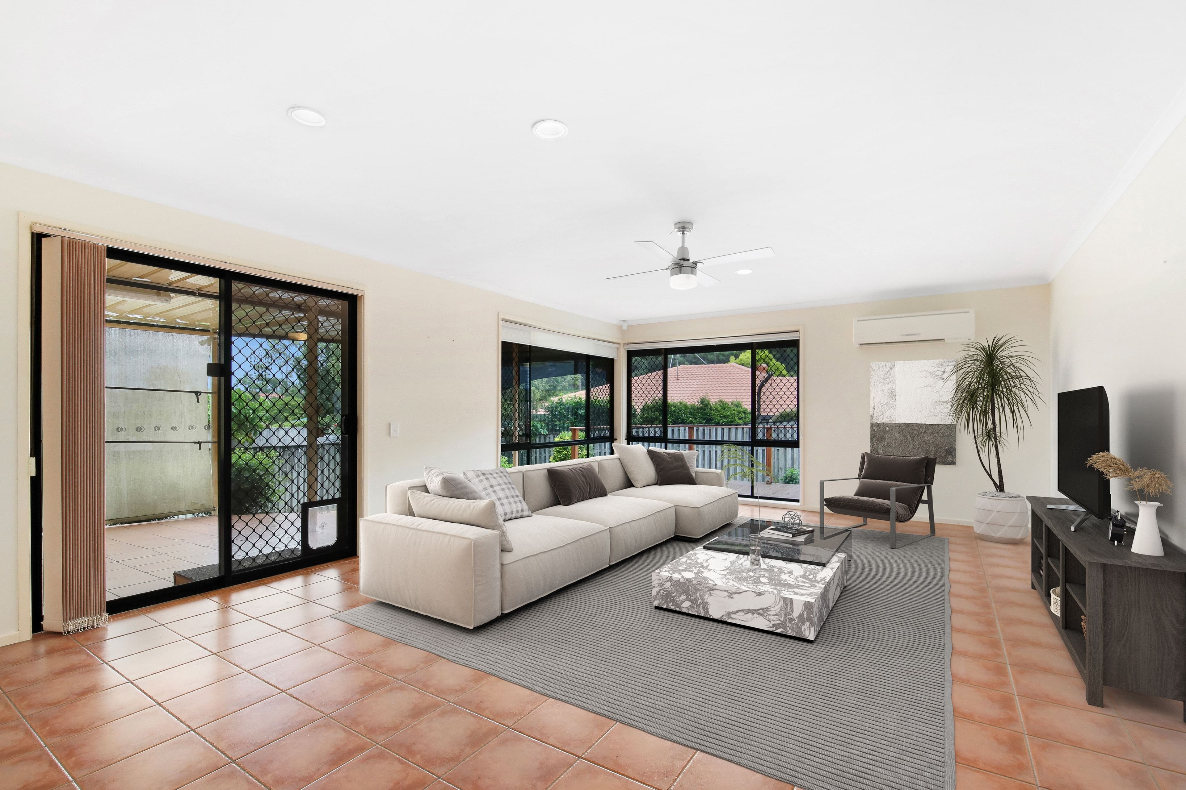 8 Equador Court, Pacific Pines QLD 4211, Pacific Pines - Thumbnail 3
