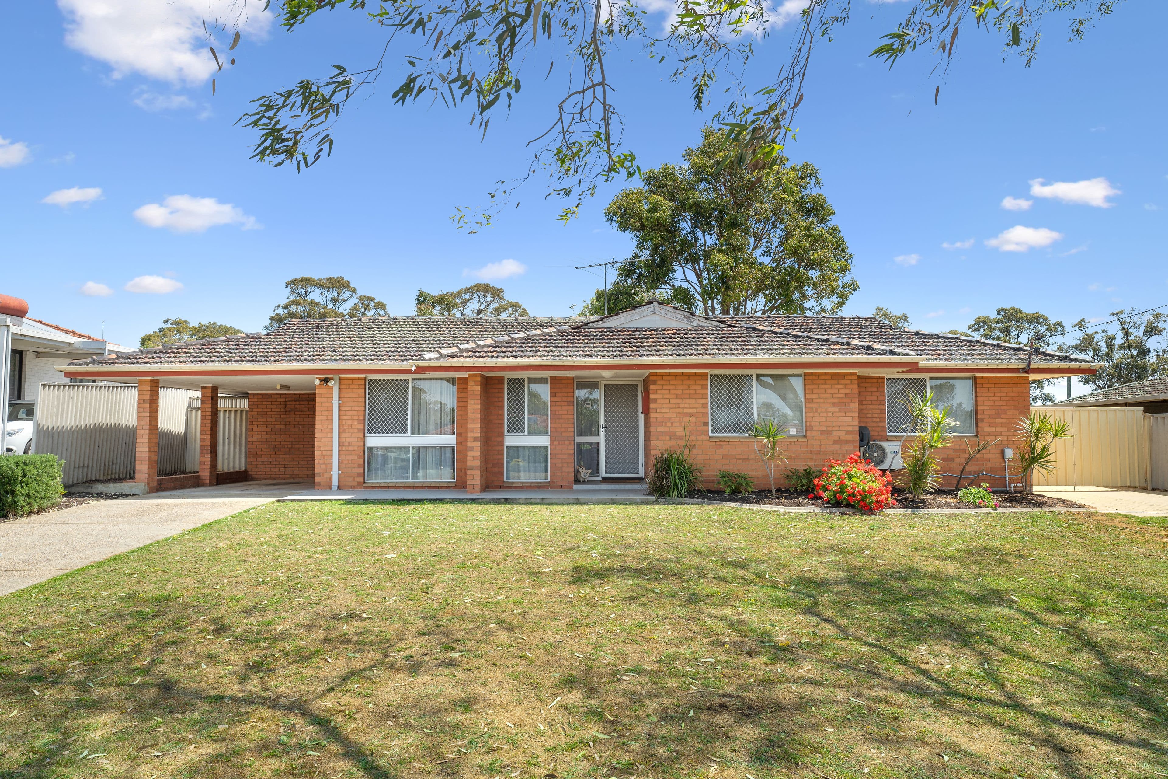 21 Cowling Way, Parmelia WA 6167, Parmelia - Image 1