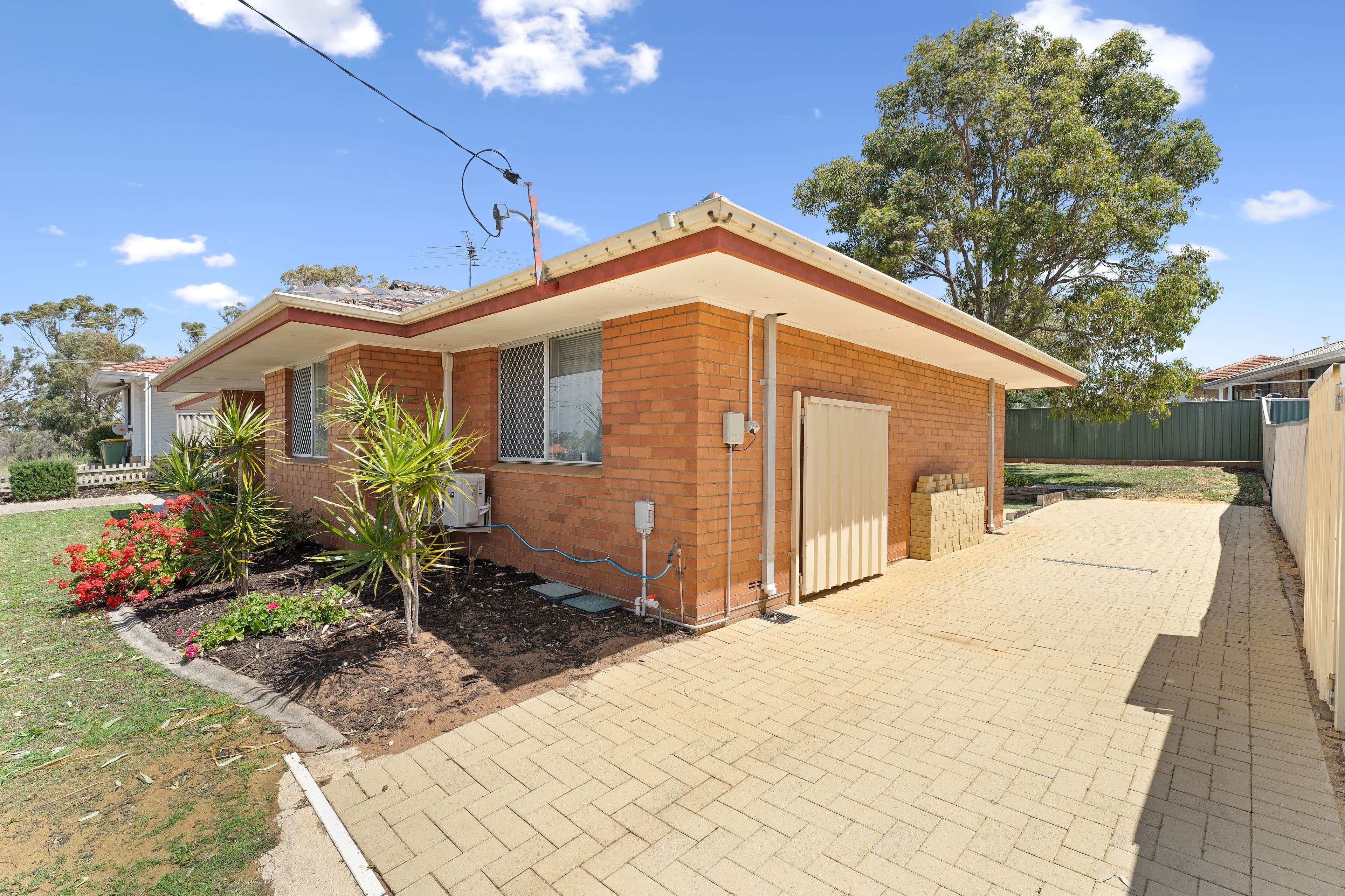 21 Cowling Way, Parmelia WA 6167, Parmelia - Thumbnail 3
