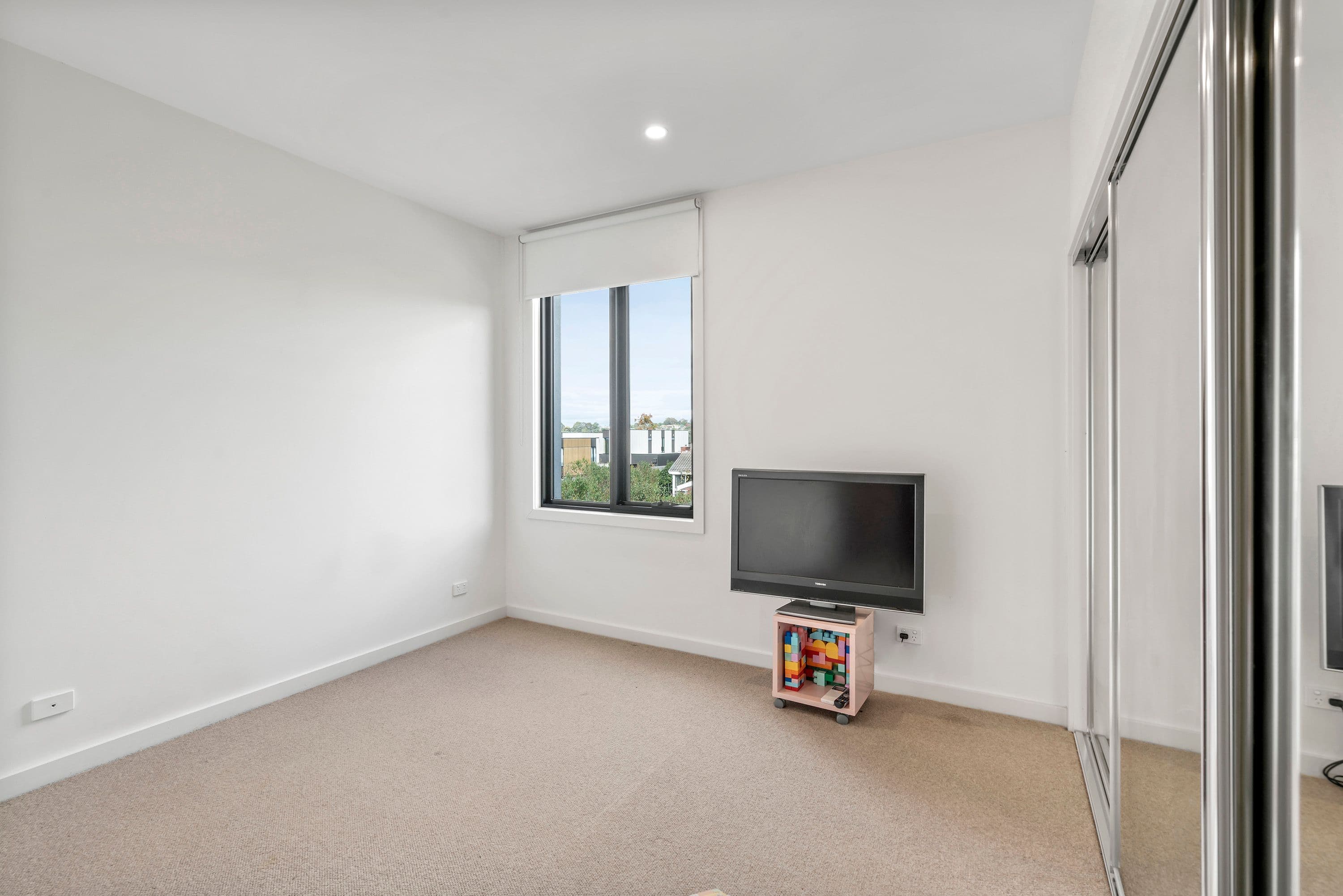 10 Harvest Court, Doncaster VIC 3108, Doncaster - Thumbnail 4