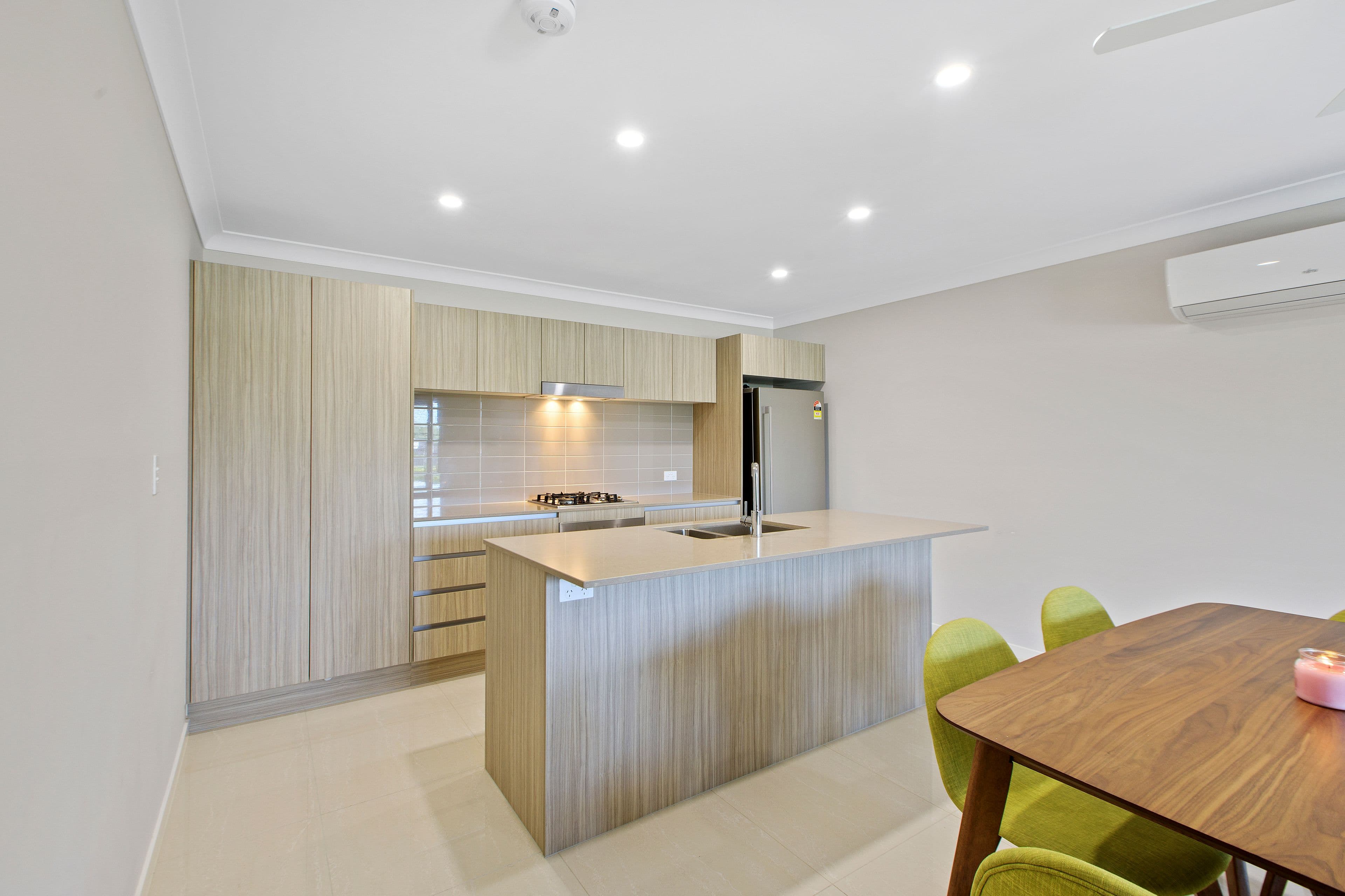 312 Manly Road, Manly West QLD 4179, Manly West - Thumbnail 2