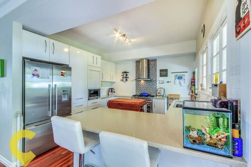 23 Thomas Street, Camp Hill - Thumbnail 2