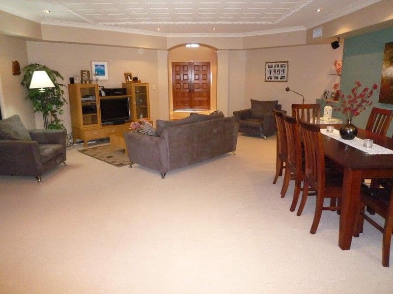 3 Midhurst Court, ARUNDEL QLD 4214, Arundel - Thumbnail 2