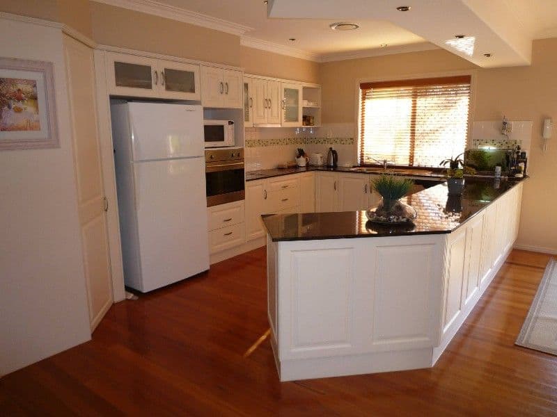 3 Midhurst Court, ARUNDEL QLD 4214, Arundel - Thumbnail 3