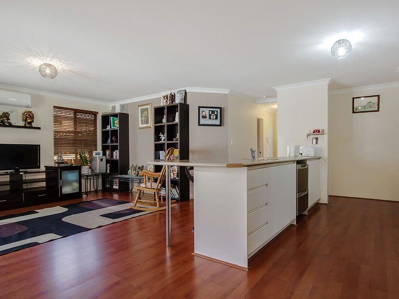 64 Dalrymple Drive, LEDA WA 6170, Leda - Thumbnail 4